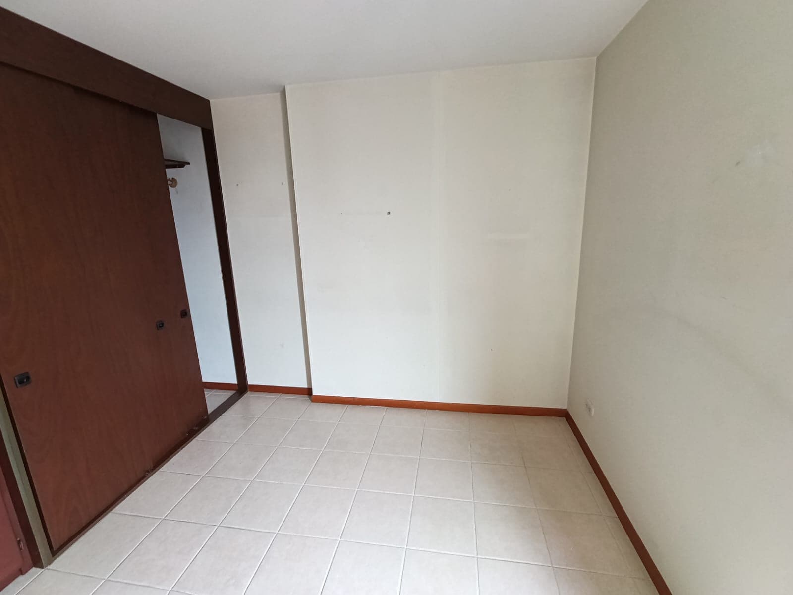 Apartamento en arriendo en Simón Bolívar Medellín, La America — foto 5 de 11
