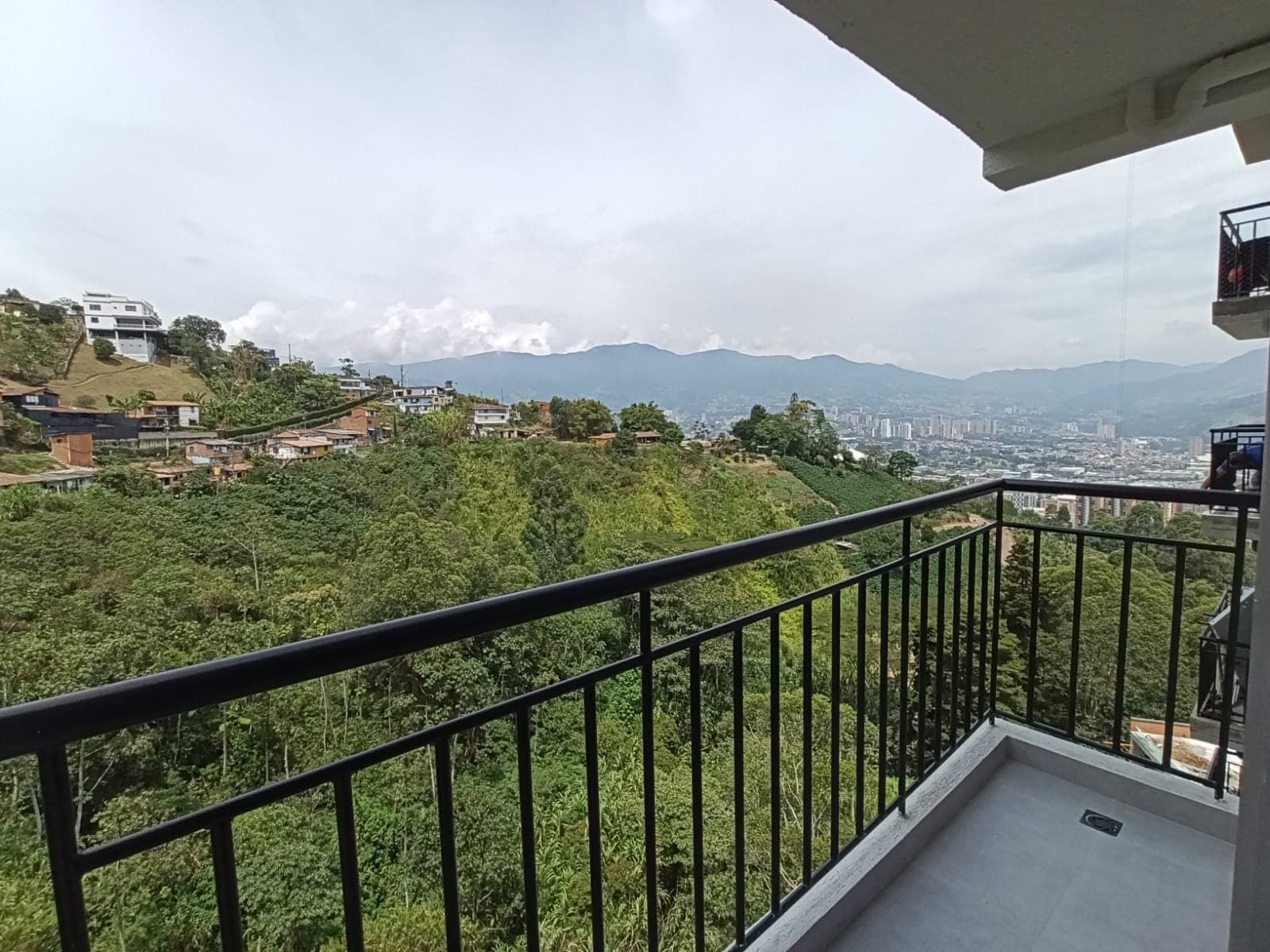 Apartamento en arriendo en Maria Auxiliadora, Sabaneta — foto 1 de 20