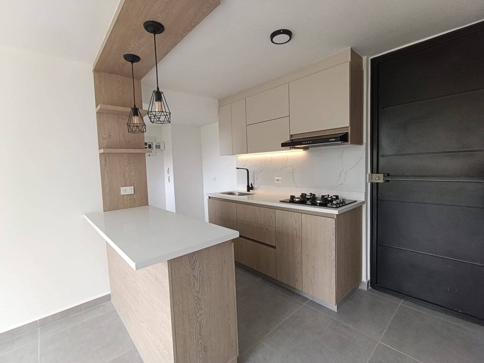 Apartamento en arriendo en Maria Auxiliadora, Sabaneta — foto 4 de 20