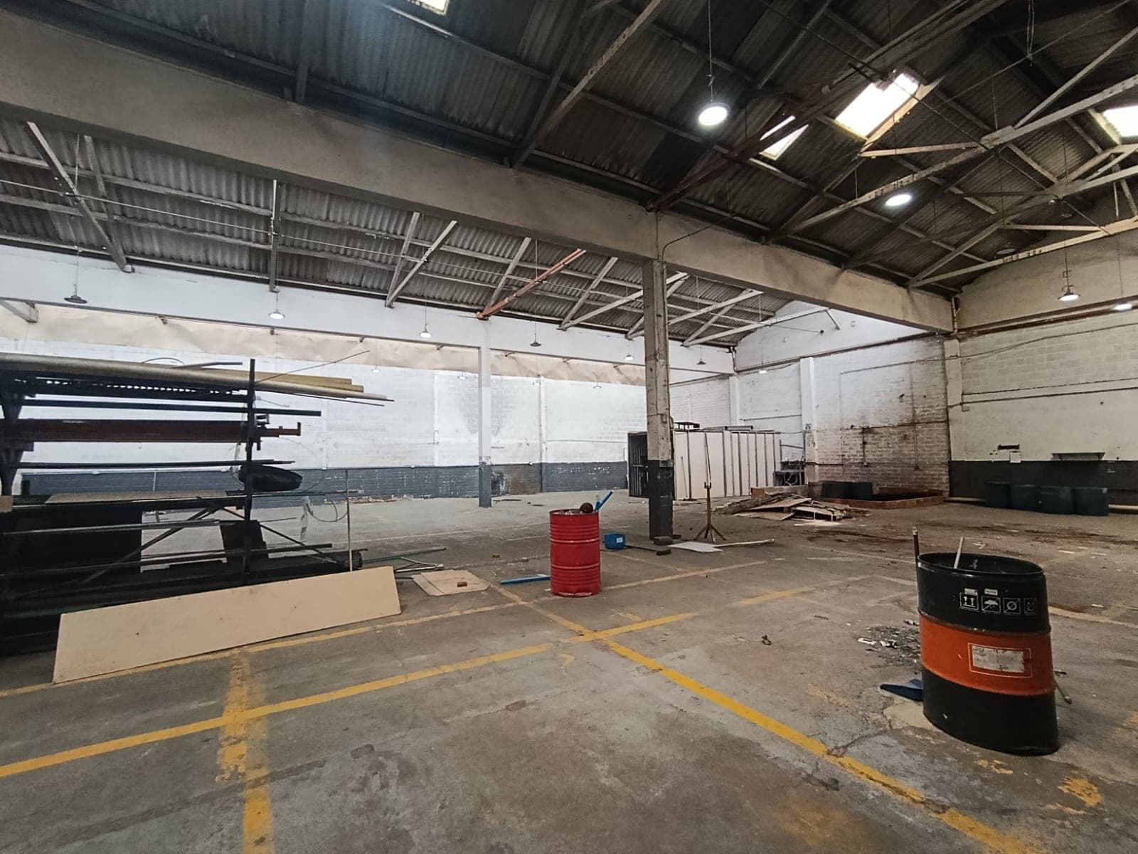 Bodega en arriendo en Perpetuo Socorro, Centro, Medellín — foto 2 de 12