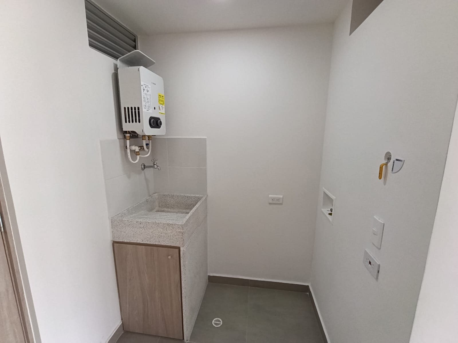 Apartamento en arriendo en Calasanz Parte Alta, La America, Medellín — foto 3 de 20