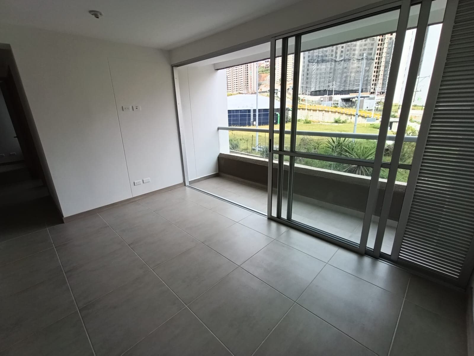 Apartamento en arriendo en Calasanz Parte Alta, La America, Medellín — foto 5 de 20