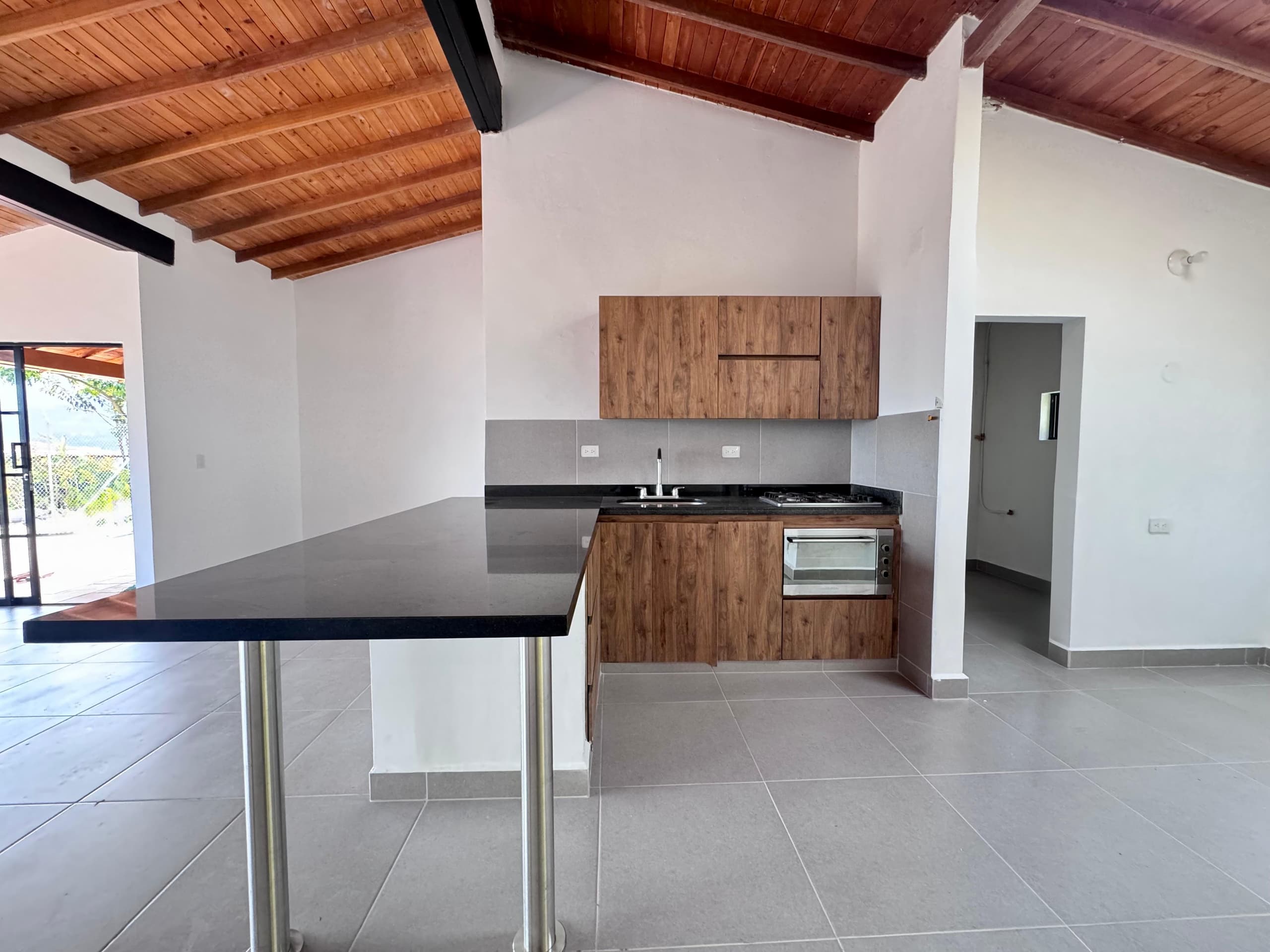 Casa Campestre en arriendo en La Mina, Envigado — foto 3 de 20