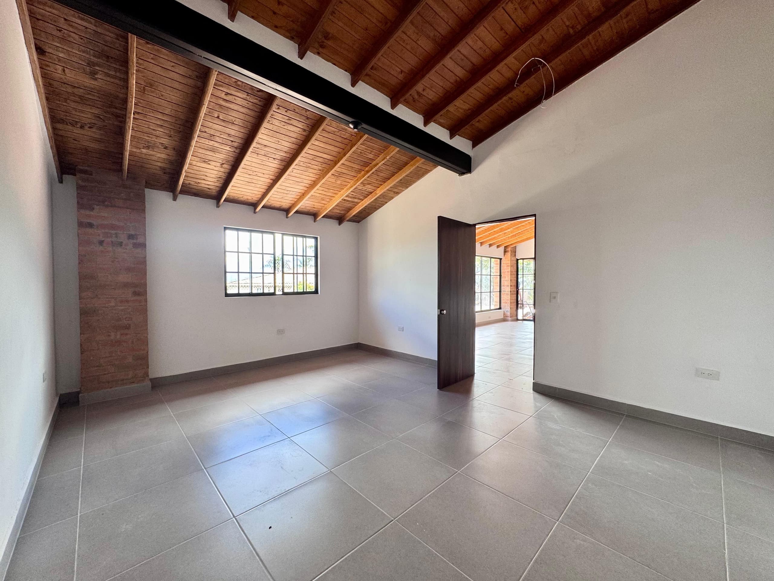 Casa Campestre en arriendo en La Mina, Envigado — foto 4 de 20