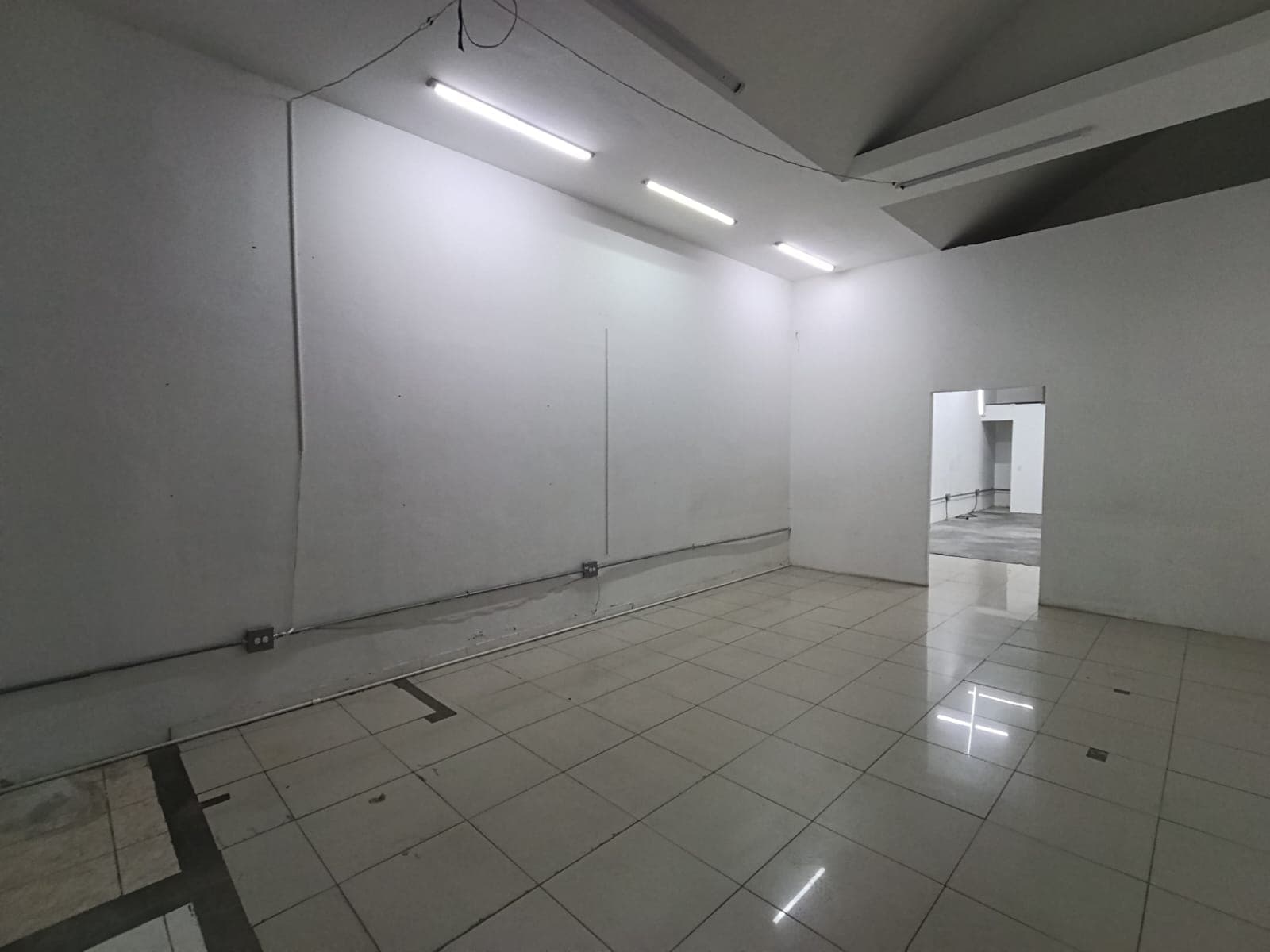 Local en arriendo en San Diego, El Poblado, Medellín — foto 4 de 18