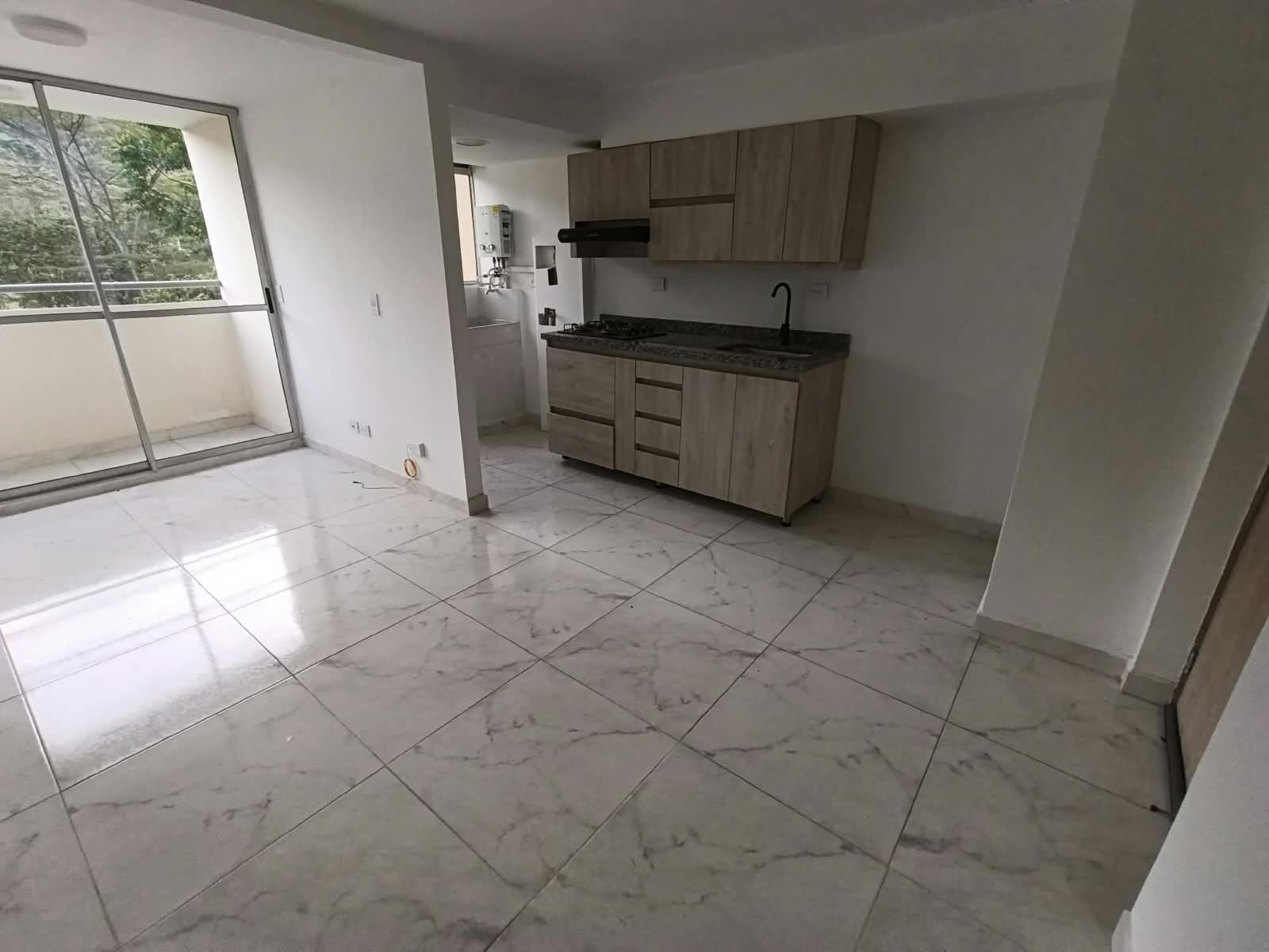 Apartamento en arriendo en La Aldea La Estrella — foto 2 de 13