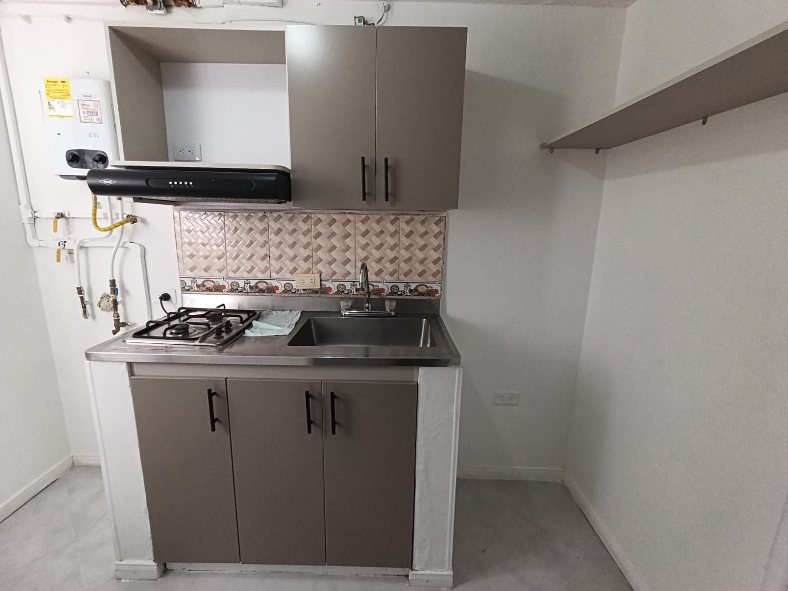 Apartaestudio en arriendo en La América, Medellín — foto 5 de 11