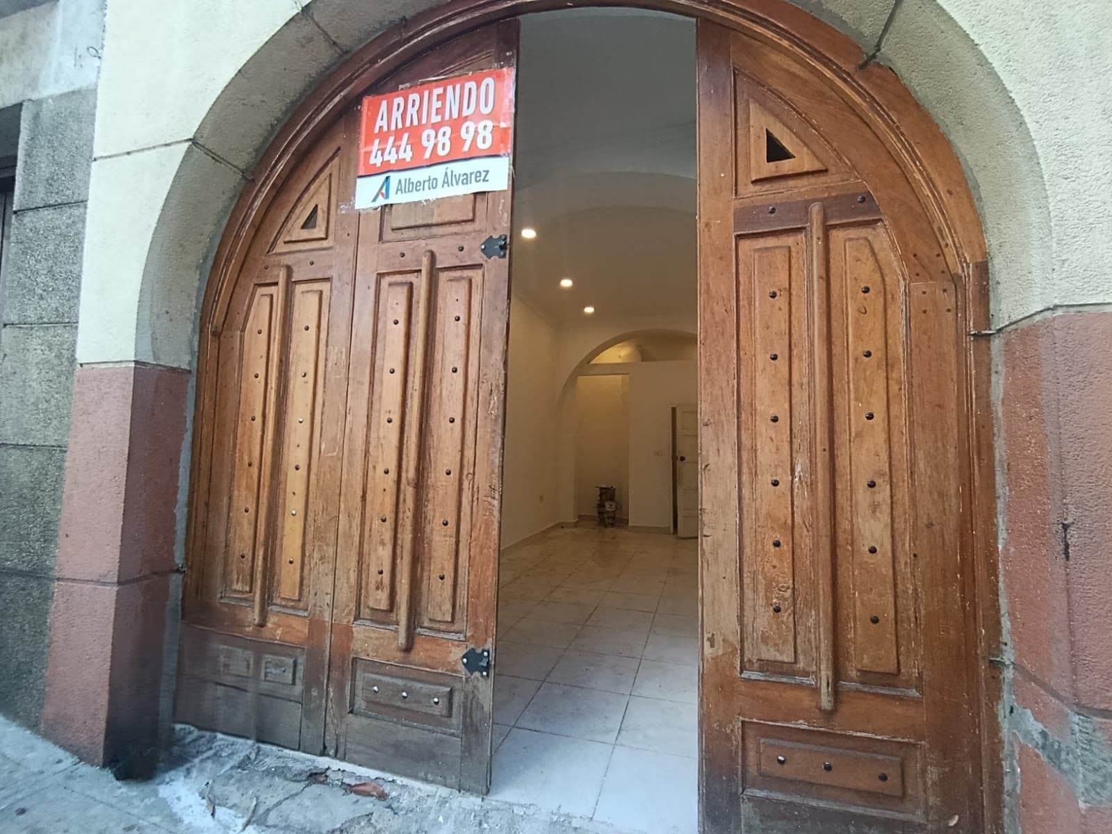 Local en arriendo en Prado Medellín, Centro — foto 1 de 8