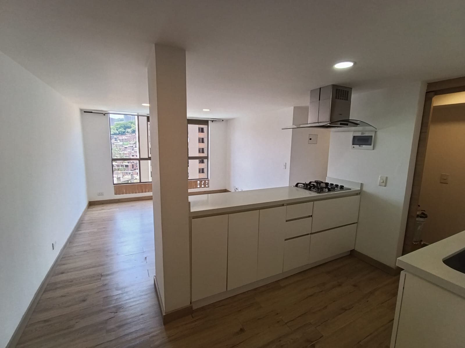 Apartamento en arriendo en El Trapiche Bello — foto 1 de 16