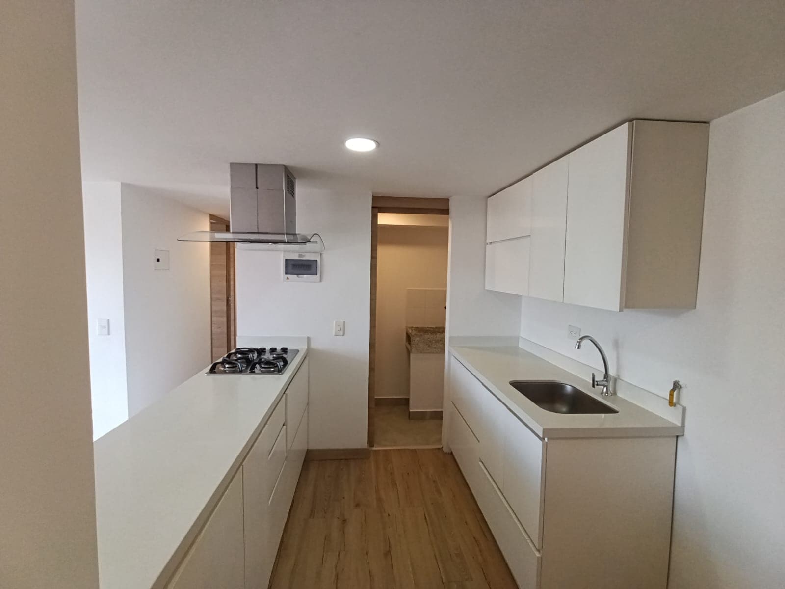 Apartamento en arriendo en El Trapiche Bello — foto 2 de 16