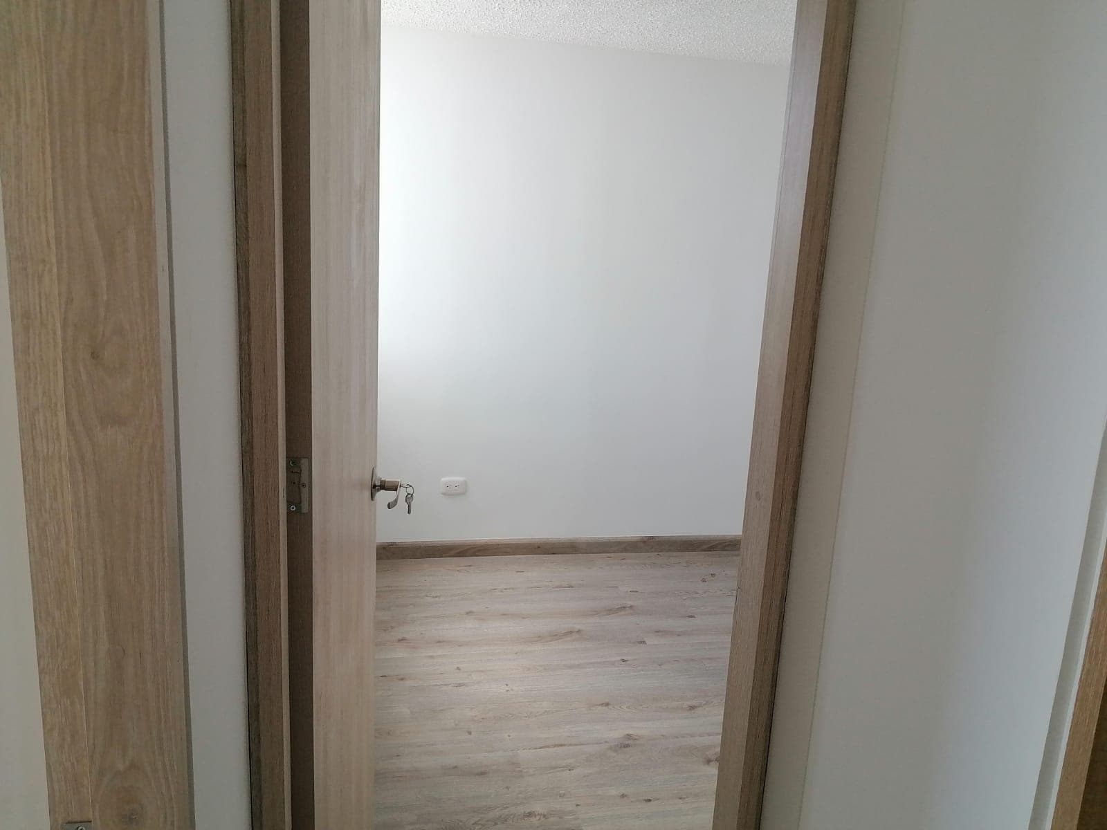 Apartamento en arriendo en Castilla, Kennedy, Bogotá, D.C. — foto 4 de 10