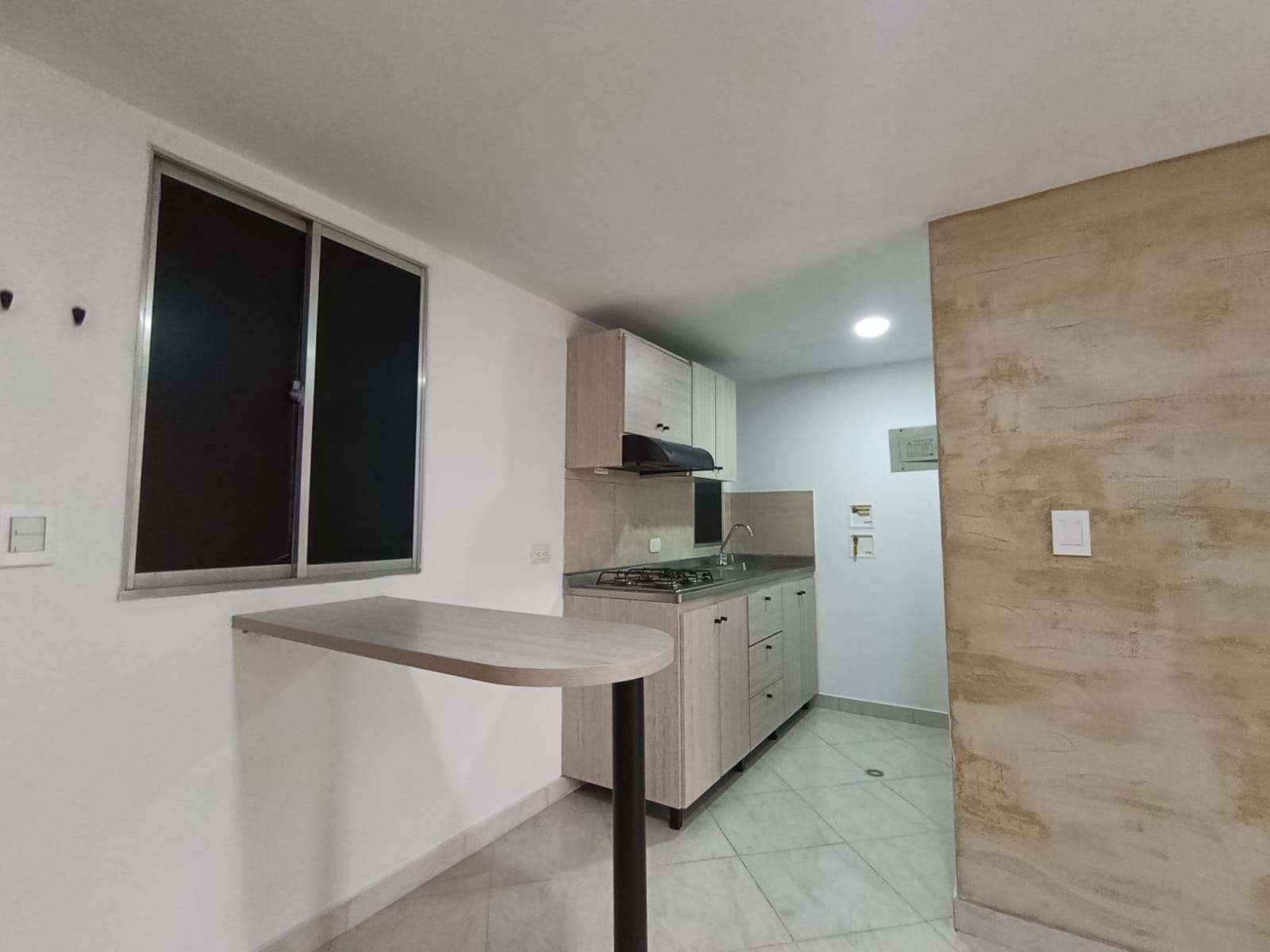 Apartaestudio en arriendo en Buenos Aires, Centro, Medellín — foto 2 de 14