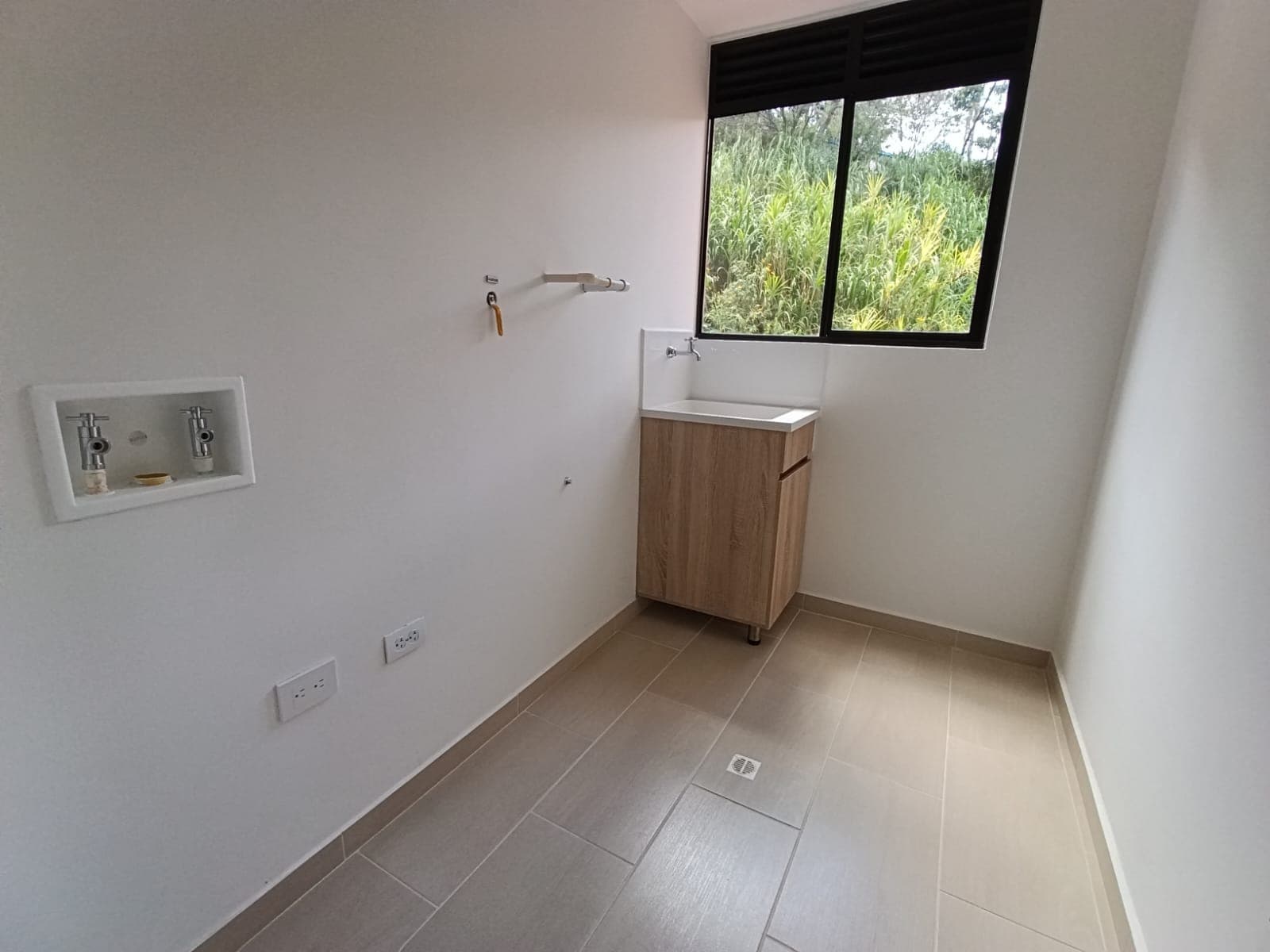 Apartamento en arriendo en Camino Verde, Envigado — foto 3 de 14