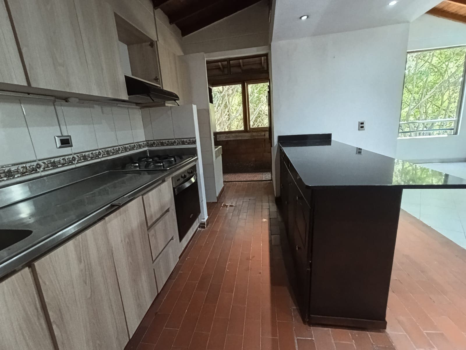 Apartamento en arriendo en La Frontera Campestre, El Poblado, Medellín — foto 1 de 12