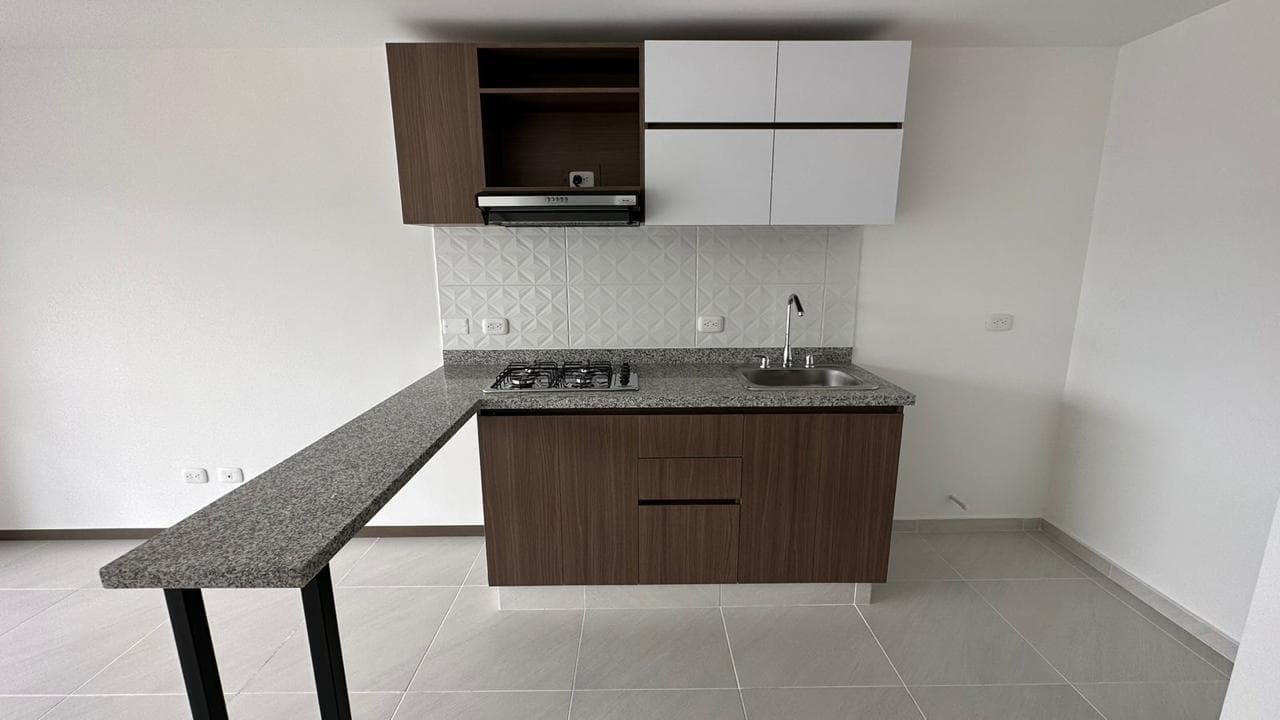 Apartamento en arriendo en La Macarena, Dosquebradas — foto 1 de 20