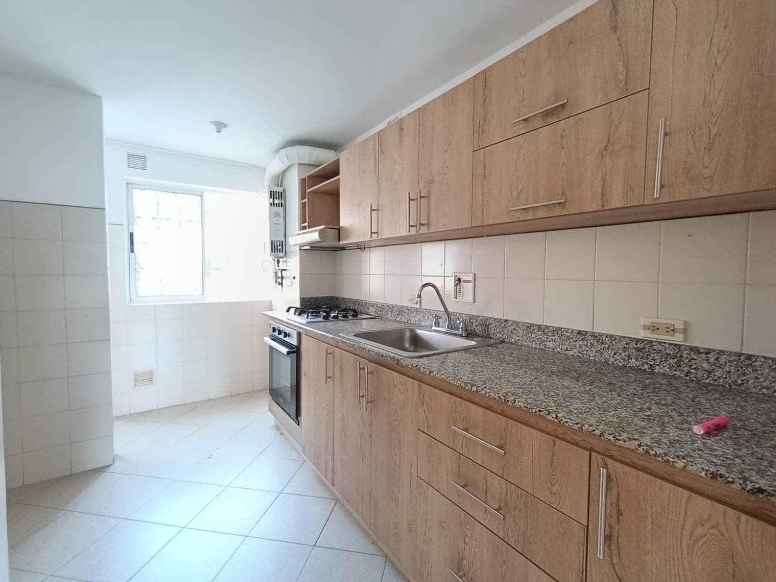 Apartamento en arriendo en San Lucas, El Poblado, Medellín — foto 4 de 14