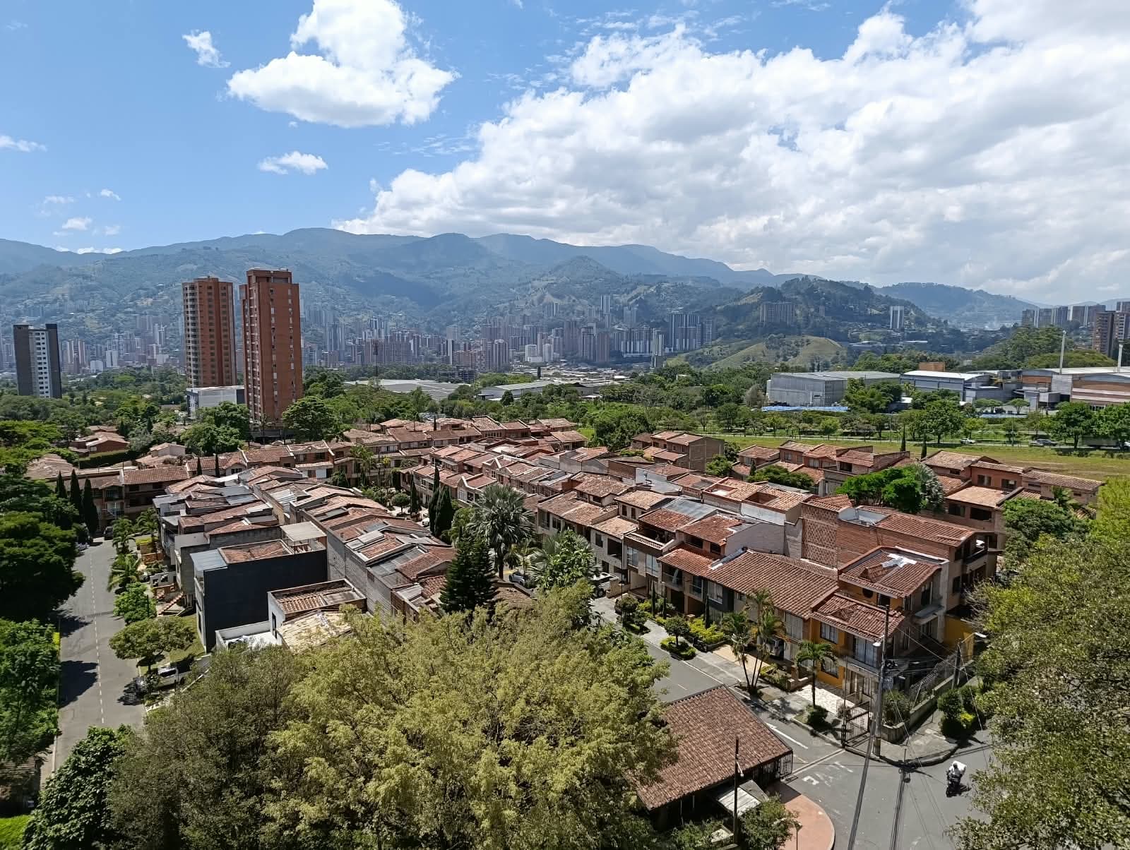 Apartamento en arriendo en Suramérica La Estrella — foto 1 de 20