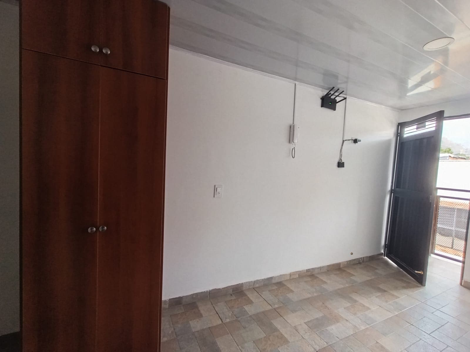 Apartaestudio en arriendo en Las Mercedes Medellín, Belen — foto 3 de 14