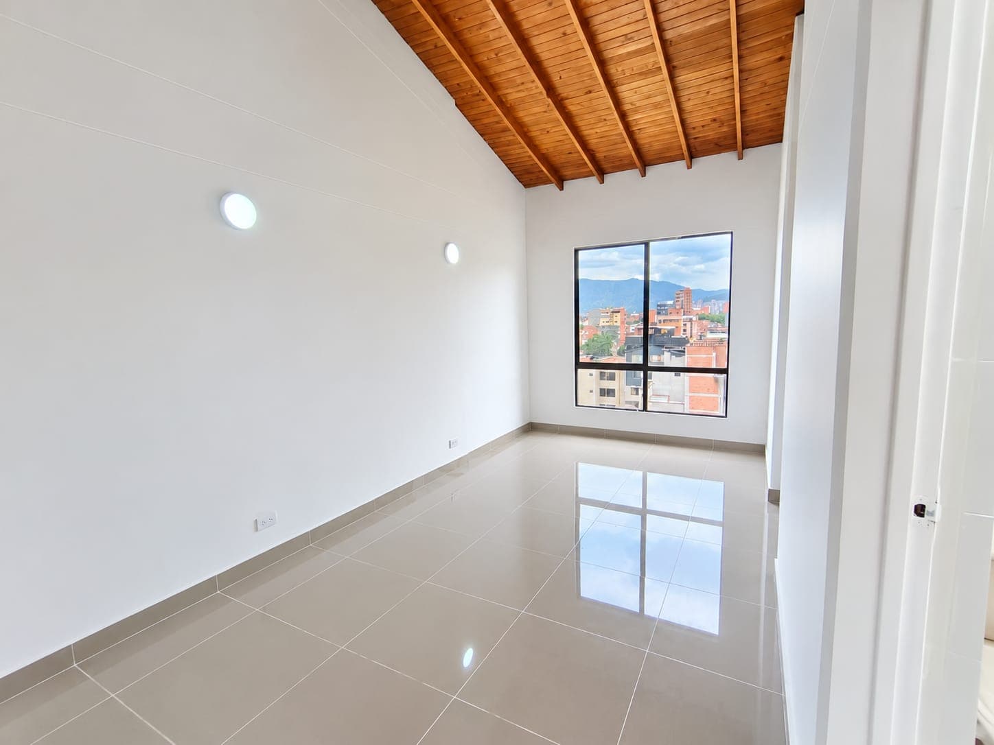 Apartamento en arriendo en Simón Bolívar Medellín, La America — foto 4 de 12