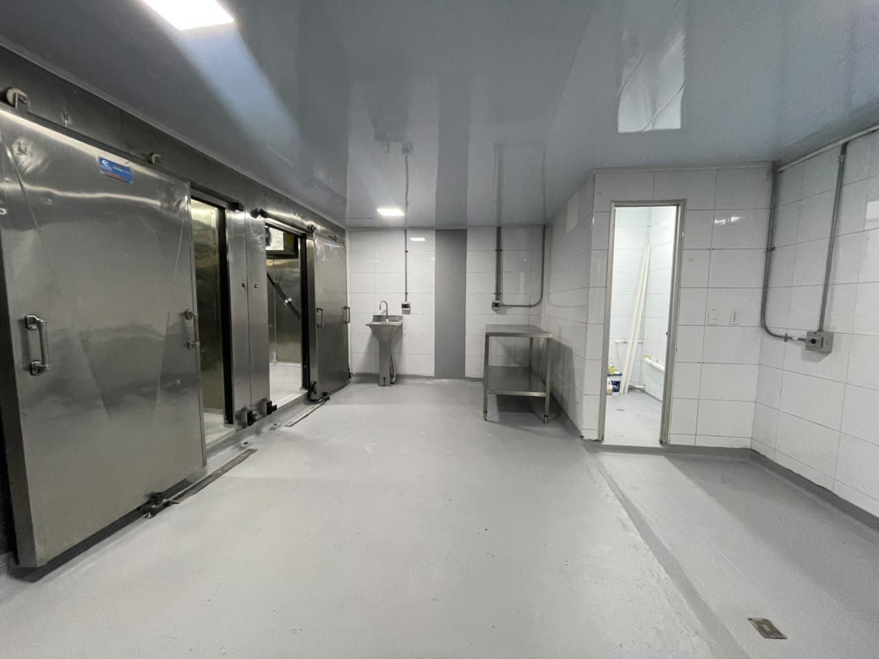 Local en arriendo en La Mota, Belen, Medellín — foto 1 de 13