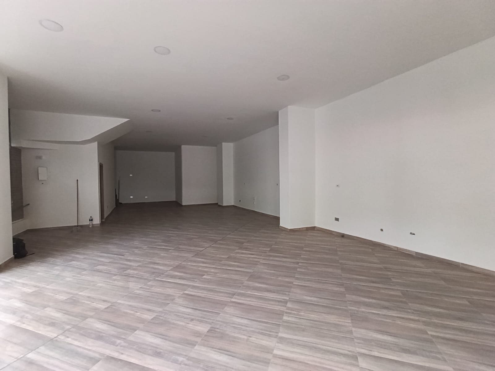 Local en arriendo en Barrio Mesa Envigado — foto 1 de 12