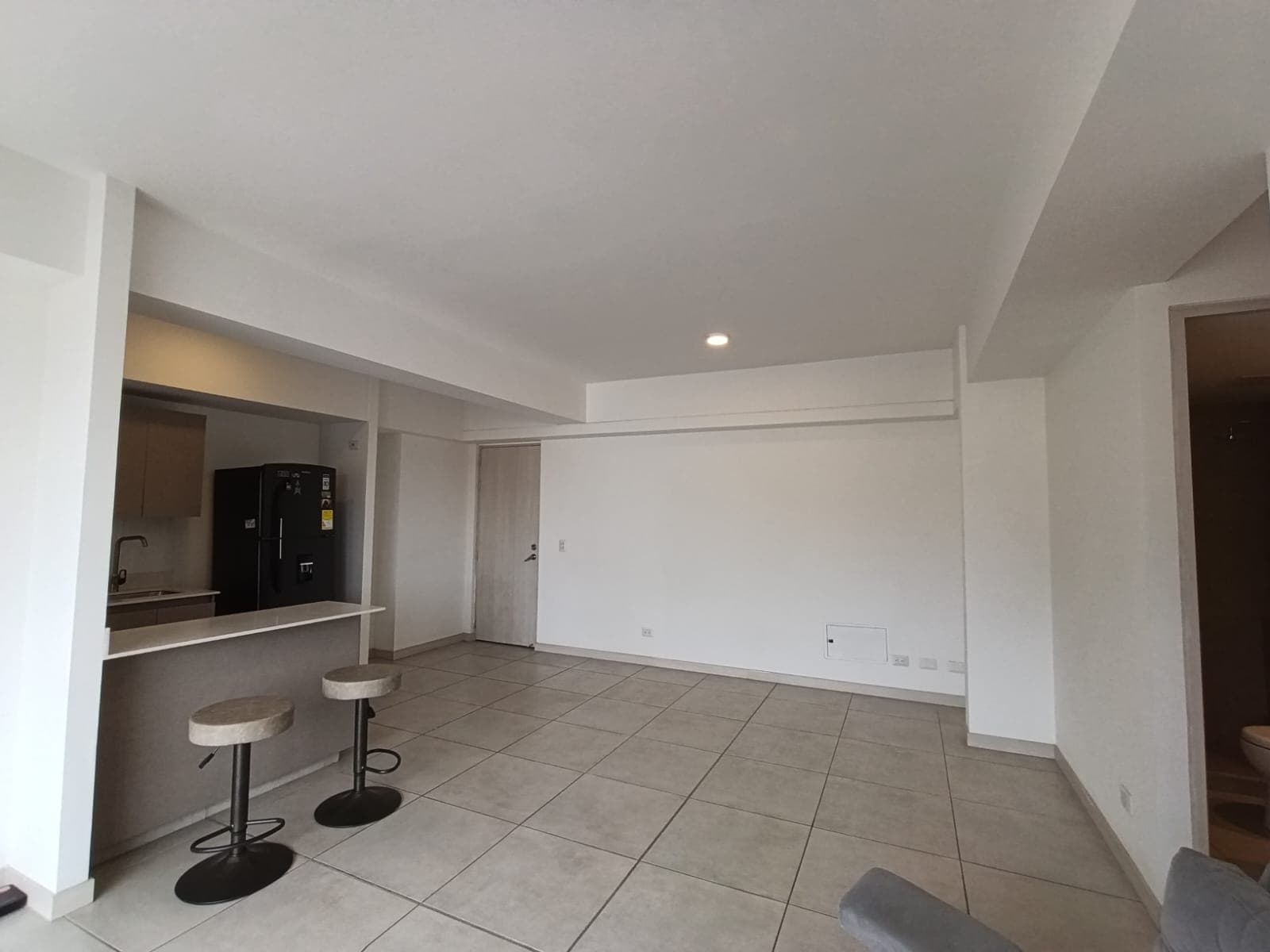 Apartamento en arriendo en Jardines, Envigado — foto 3 de 17