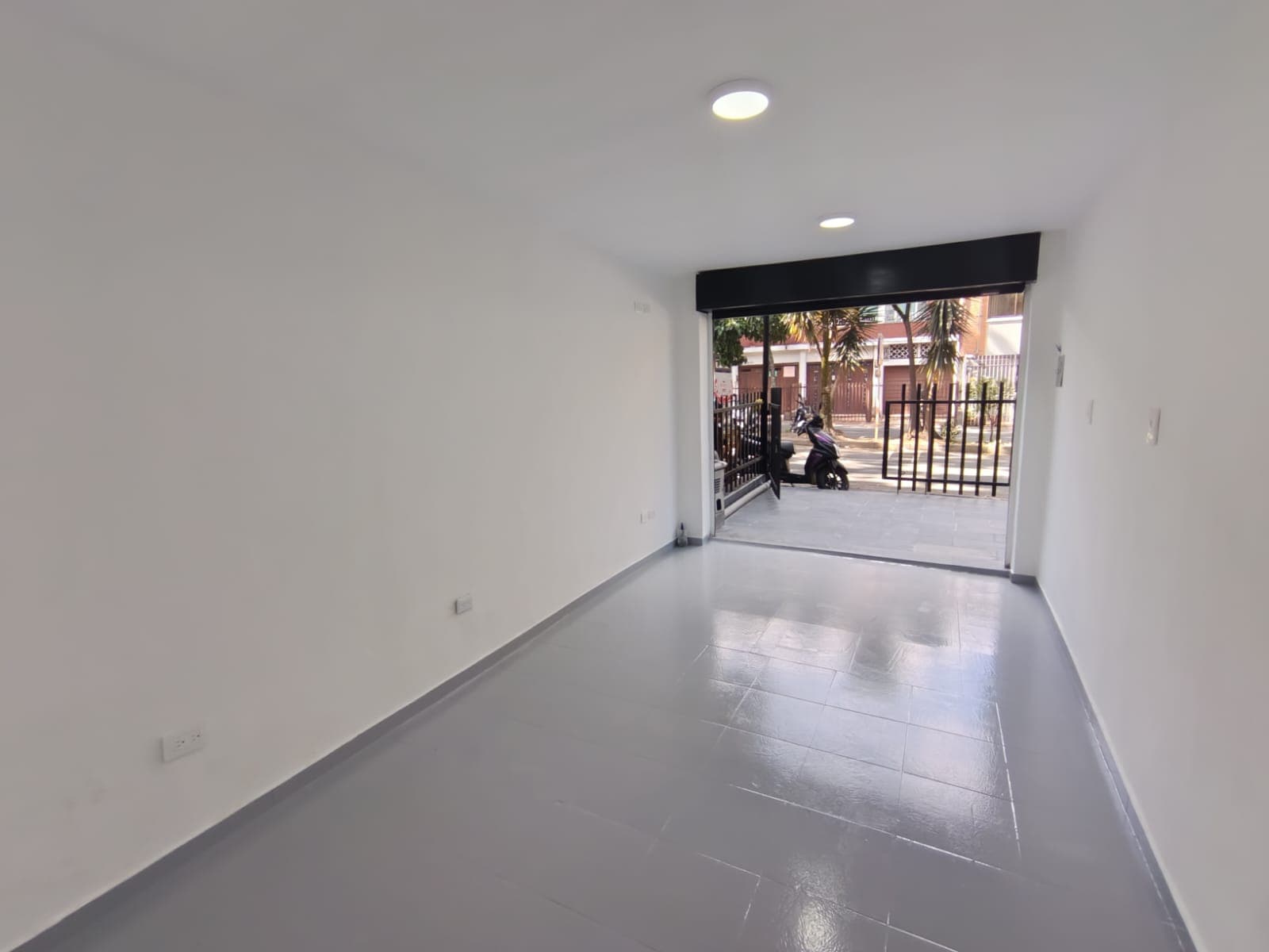 Local en arriendo en San Joaquín Laureles, Medellín — foto 5 de 8