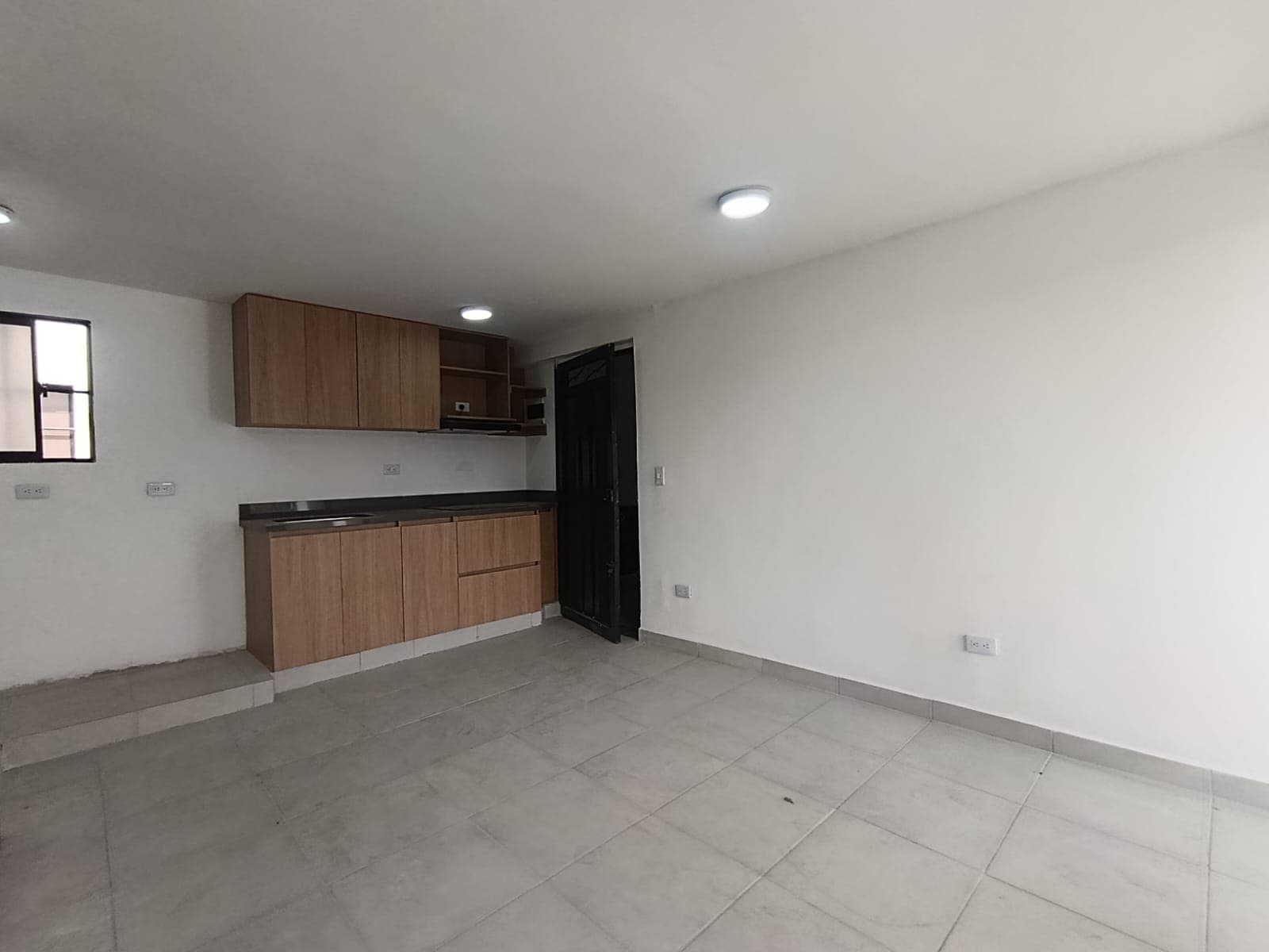 Apartaestudio en arriendo en Boston, Centro, Medellín — foto 3 de 10