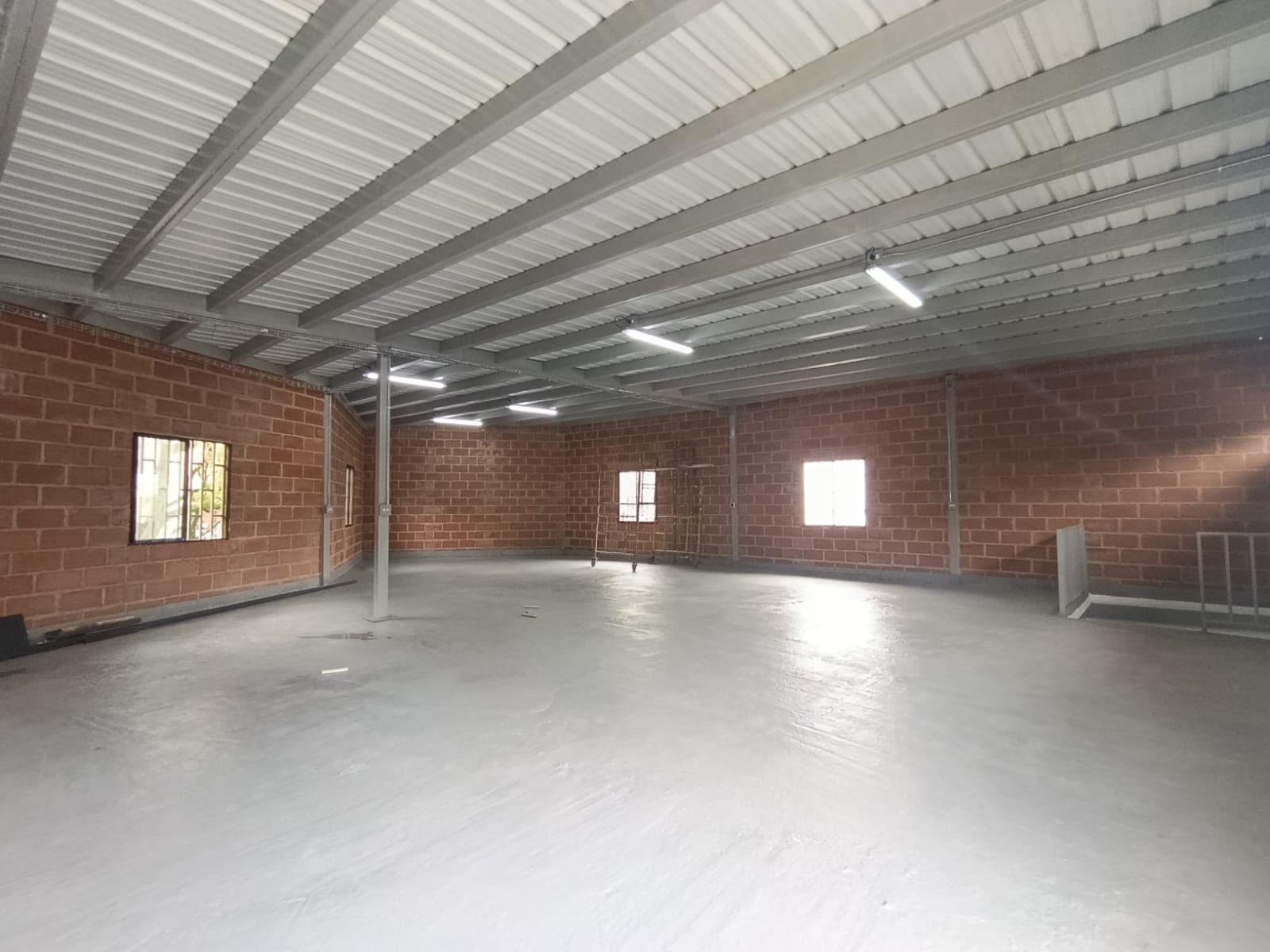 Bodega en arriendo en Las Brisas La Estrella — foto 4 de 11