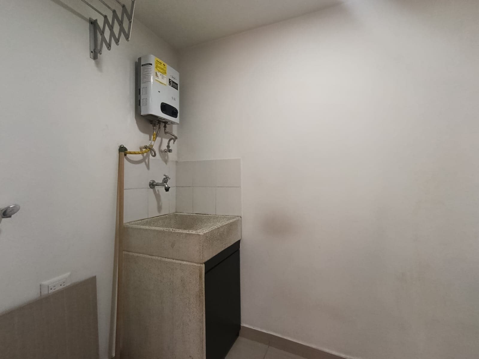 Apartamento en arriendo en Buenos Aires, Centro, Medellín — foto 4 de 12