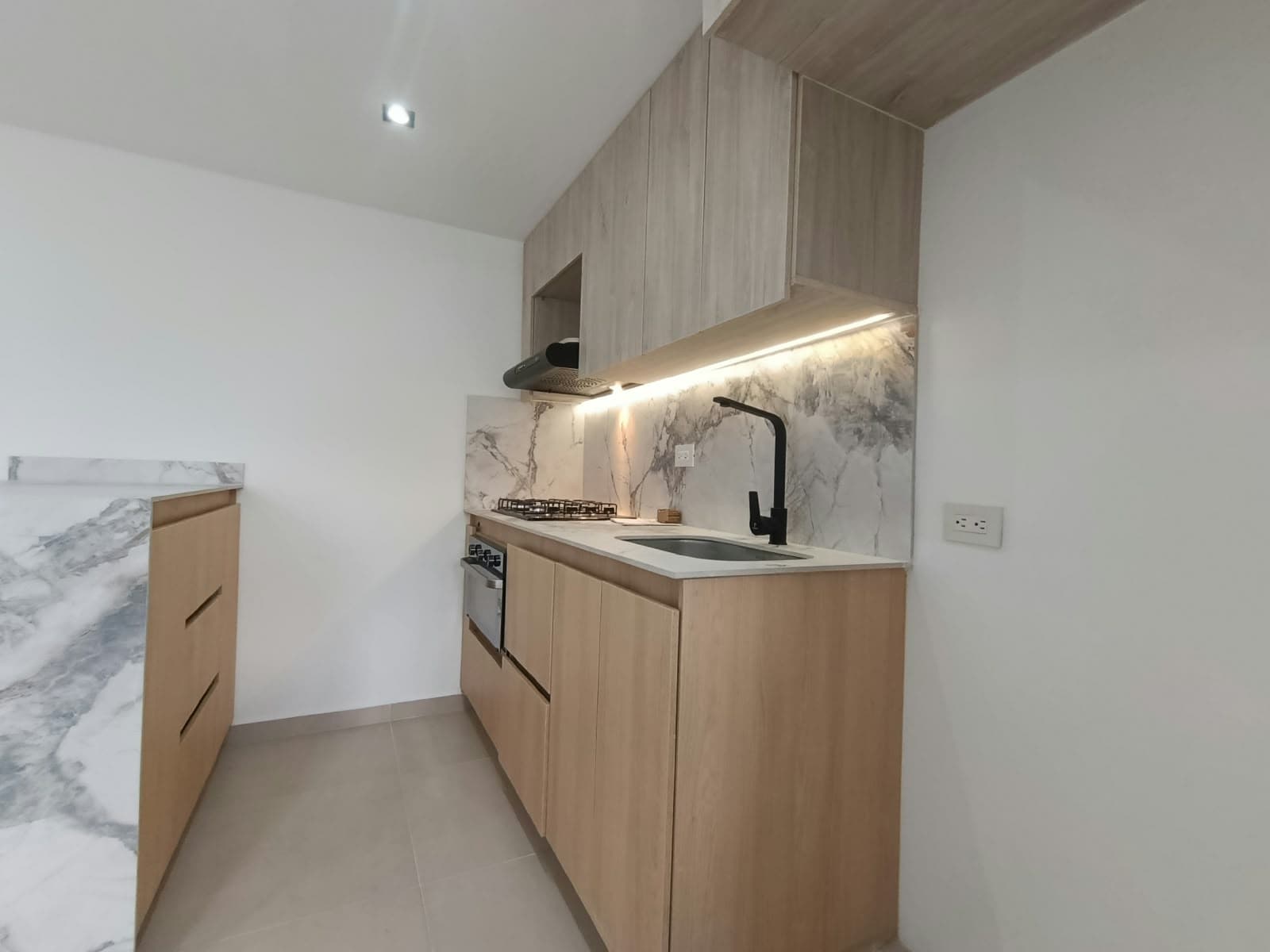 Apartamento en arriendo en La Madera, Bello — foto 2 de 16