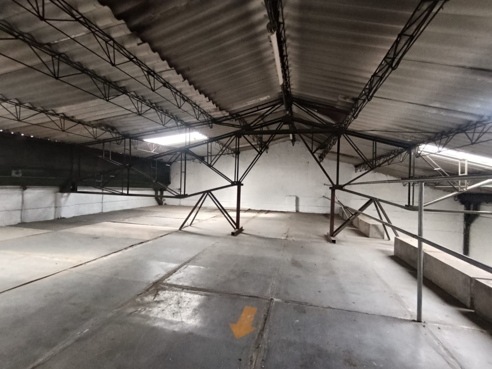 Bodega en arriendo en Primavera Envigado — foto 2 de 20
