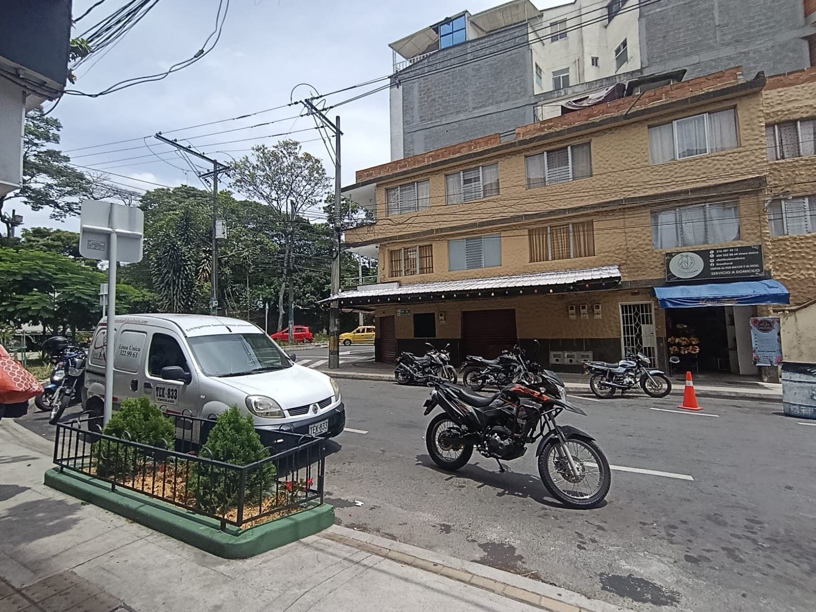 Local en arriendo en Centro Itagui — foto 5 de 11