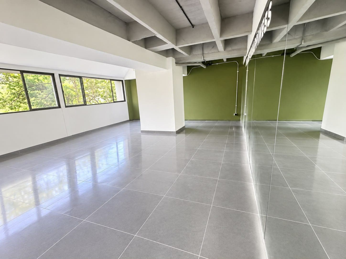 Local en arriendo en Medellín — foto 5 de 20