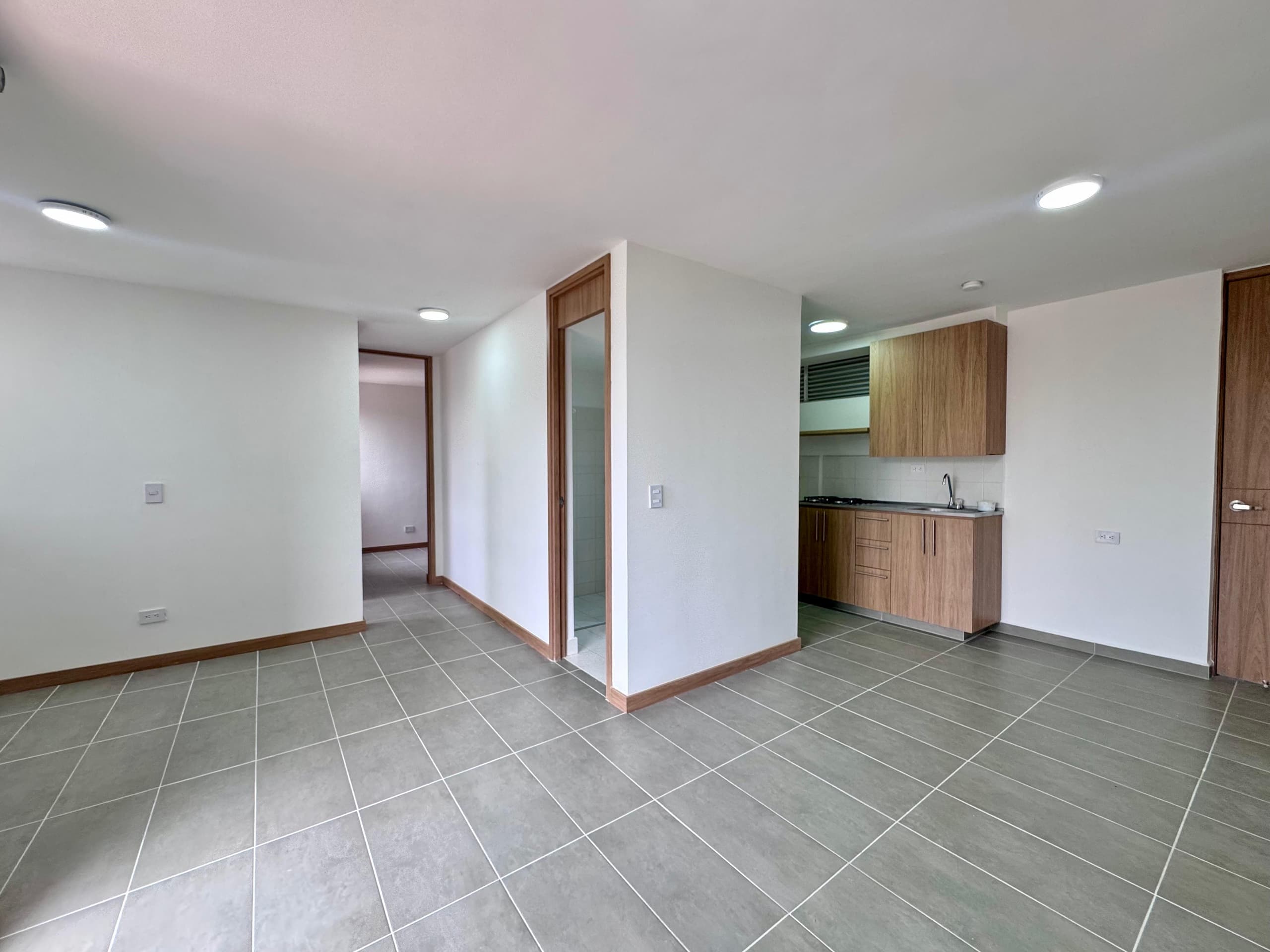 Apartamento en arriendo en Pueblo Viejo, La Estrella — foto 2 de 16