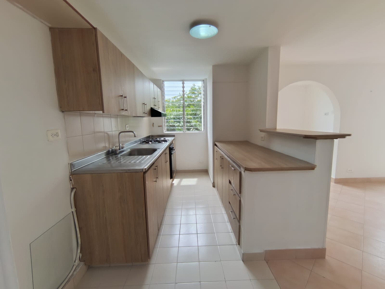 Apartamento en arriendo en Almería, La America, Medellín — foto 1 de 20