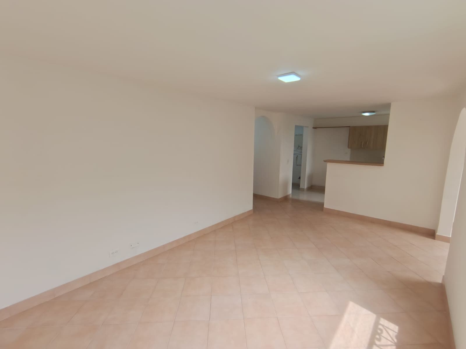 Apartamento en arriendo en Almería, La America, Medellín — foto 4 de 20