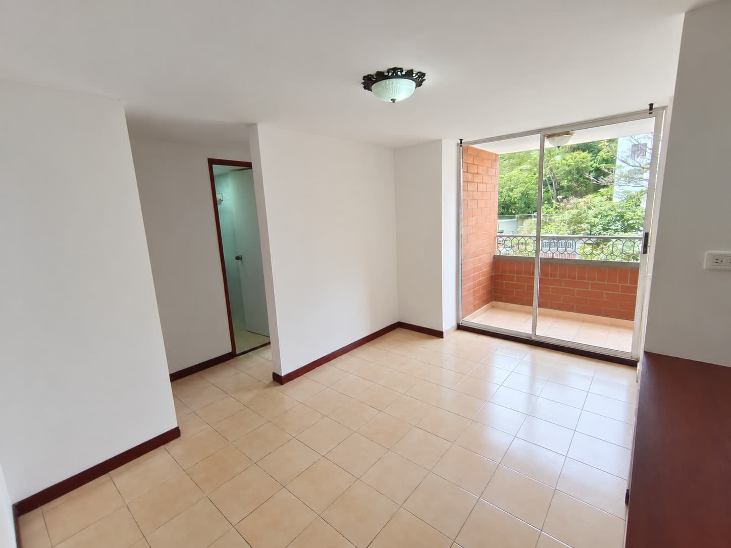 Apartamento en arriendo en Almería, La America, Medellín — foto 5 de 13
