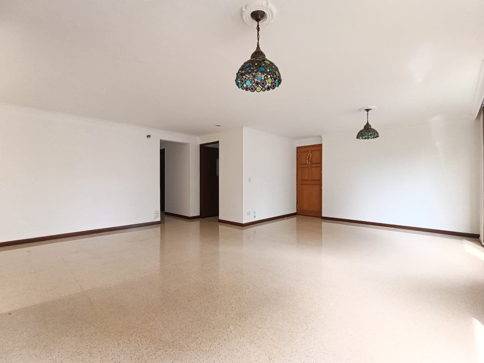 Apartamento en arriendo en Medellín — foto 4 de 16
