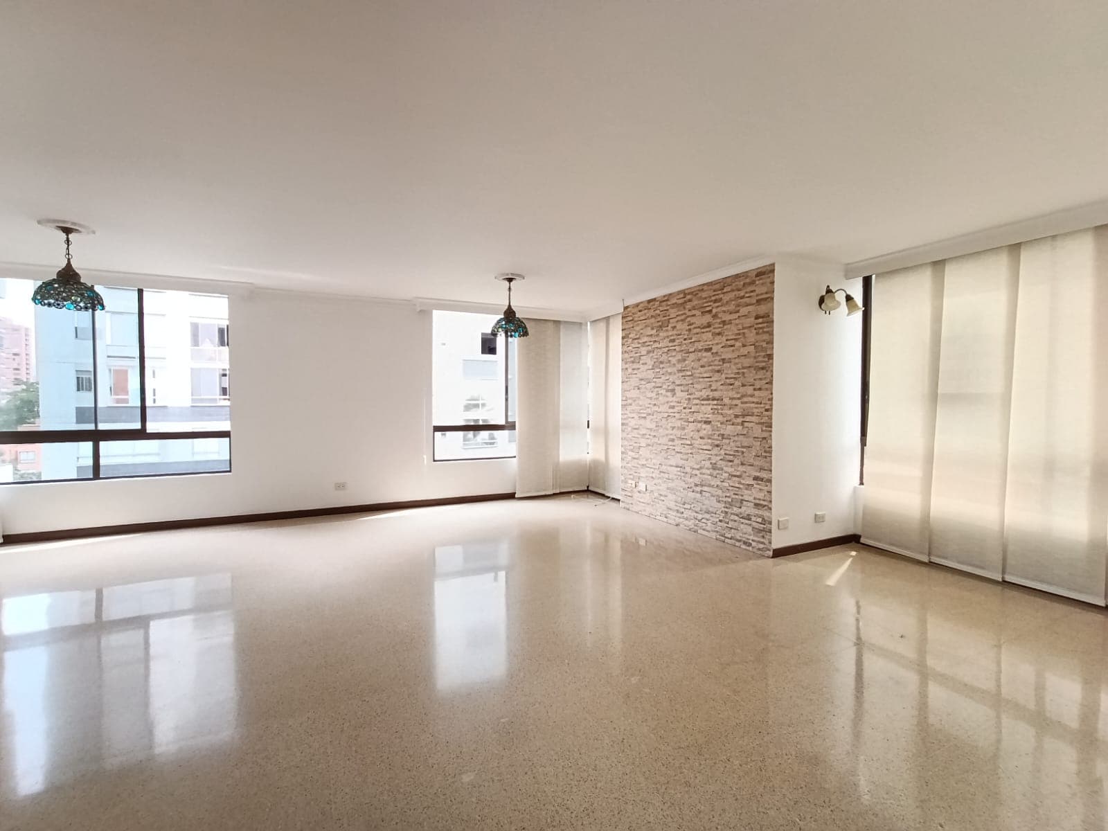 Apartamento en arriendo en Medellín — foto 5 de 16