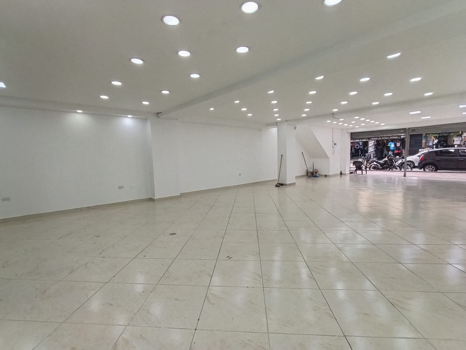 Local en arriendo en Centro de la Moda, Itagui — foto 5 de 10