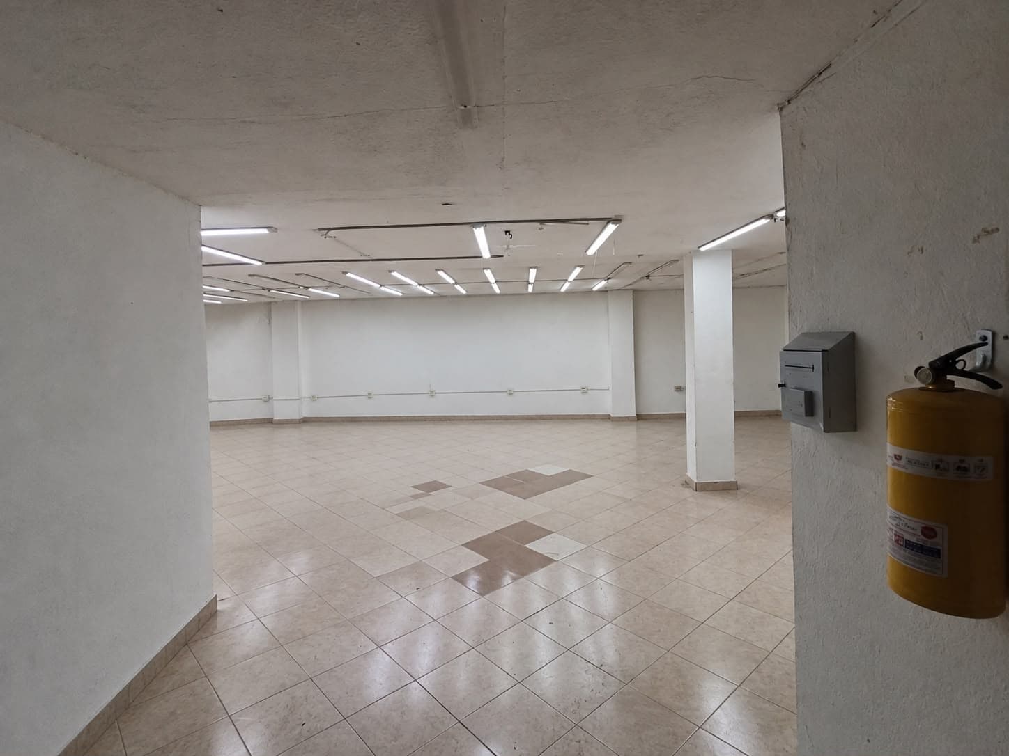 Local en arriendo en San Jose Obrero, Bello — foto 3 de 9