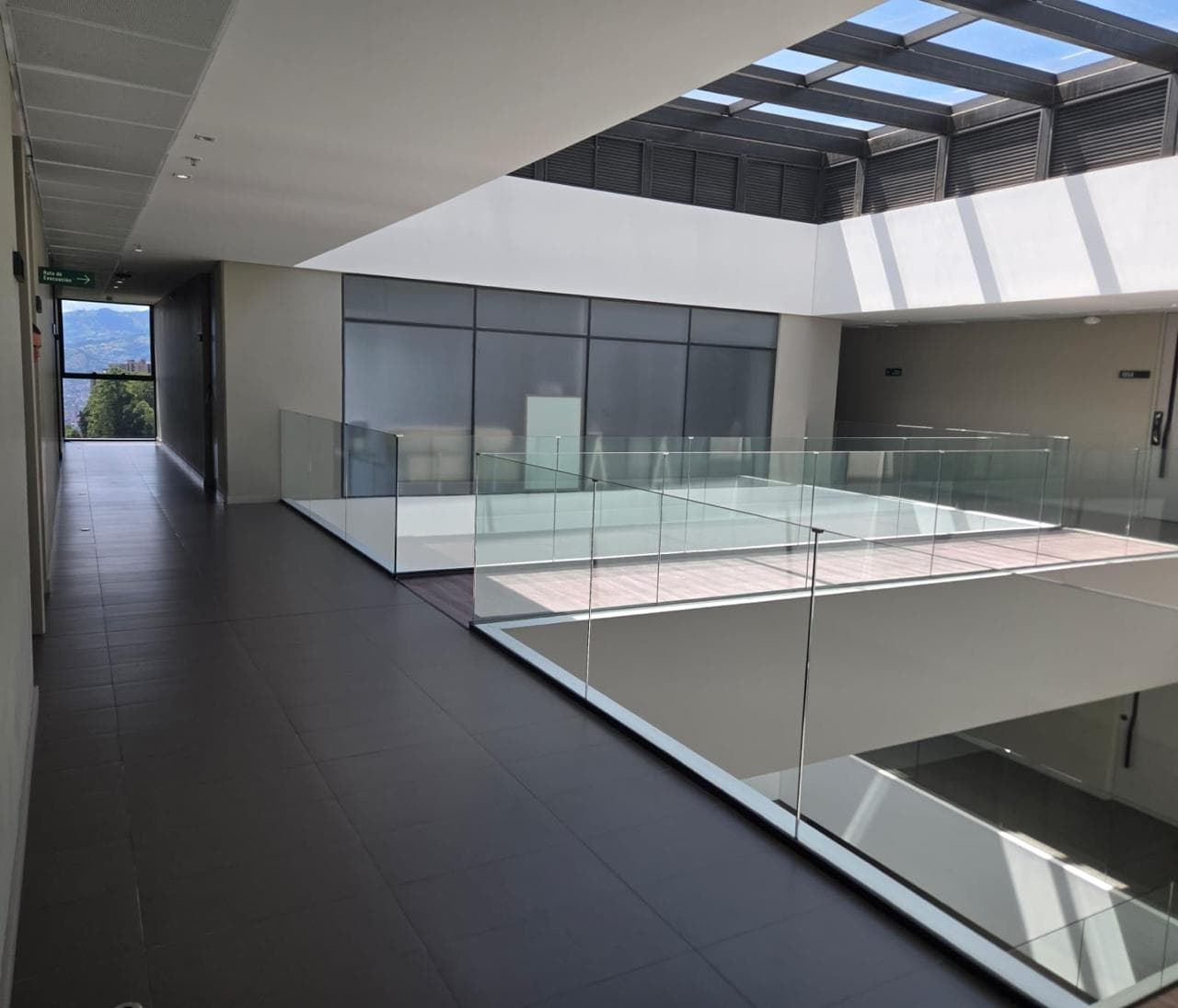 Oficina en arriendo en Altos del Poblado Cola del Zorro, Medellín — foto 5 de 11