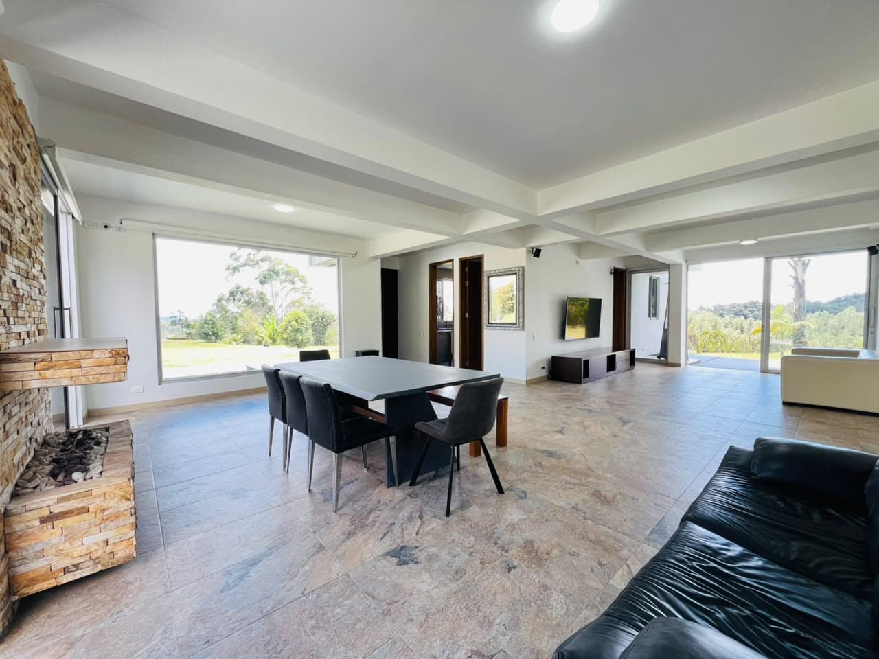Casa Campestre en arriendo en Loma del Escobero Envigado — foto 4 de 20