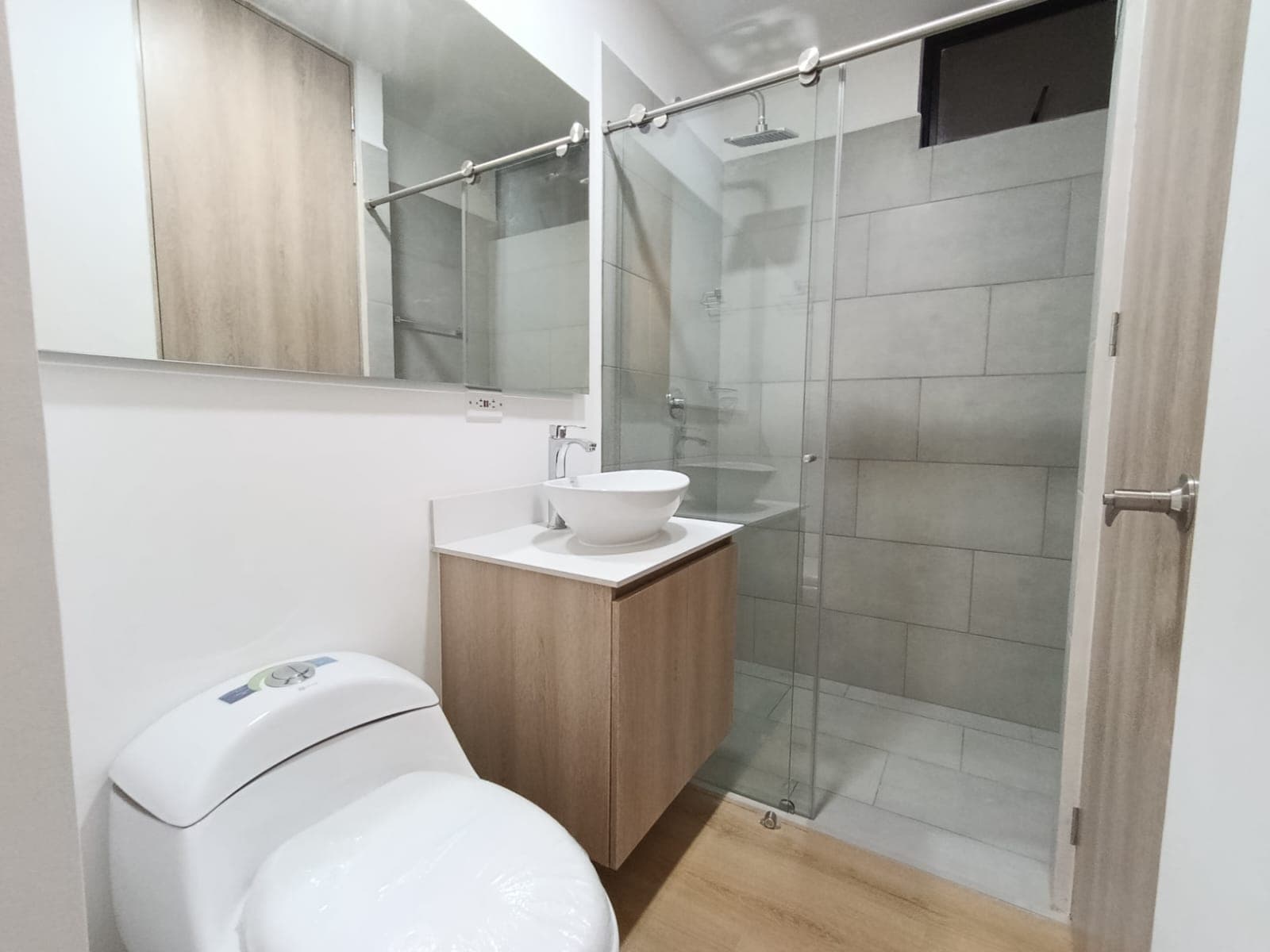 Apartaestudio en arriendo en La Ceja — foto 2 de 12
