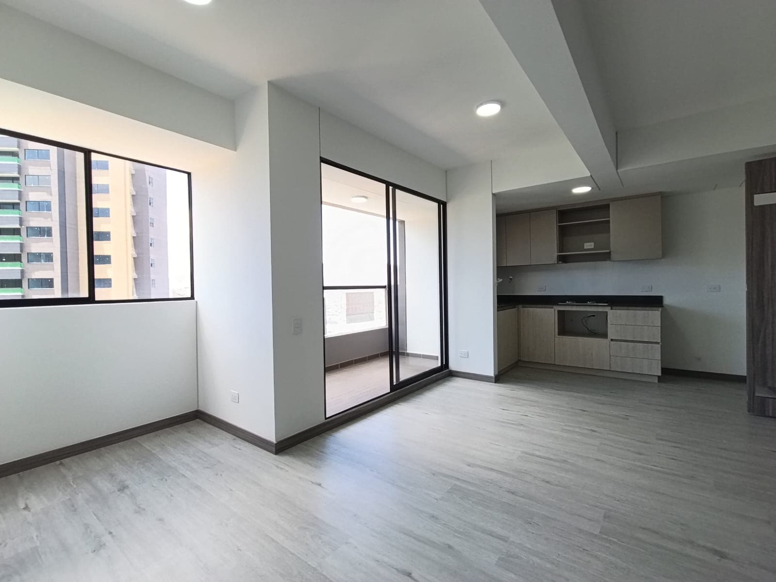 Apartamento en arriendo en Las Palmas Medellín, Centro — foto 5 de 13