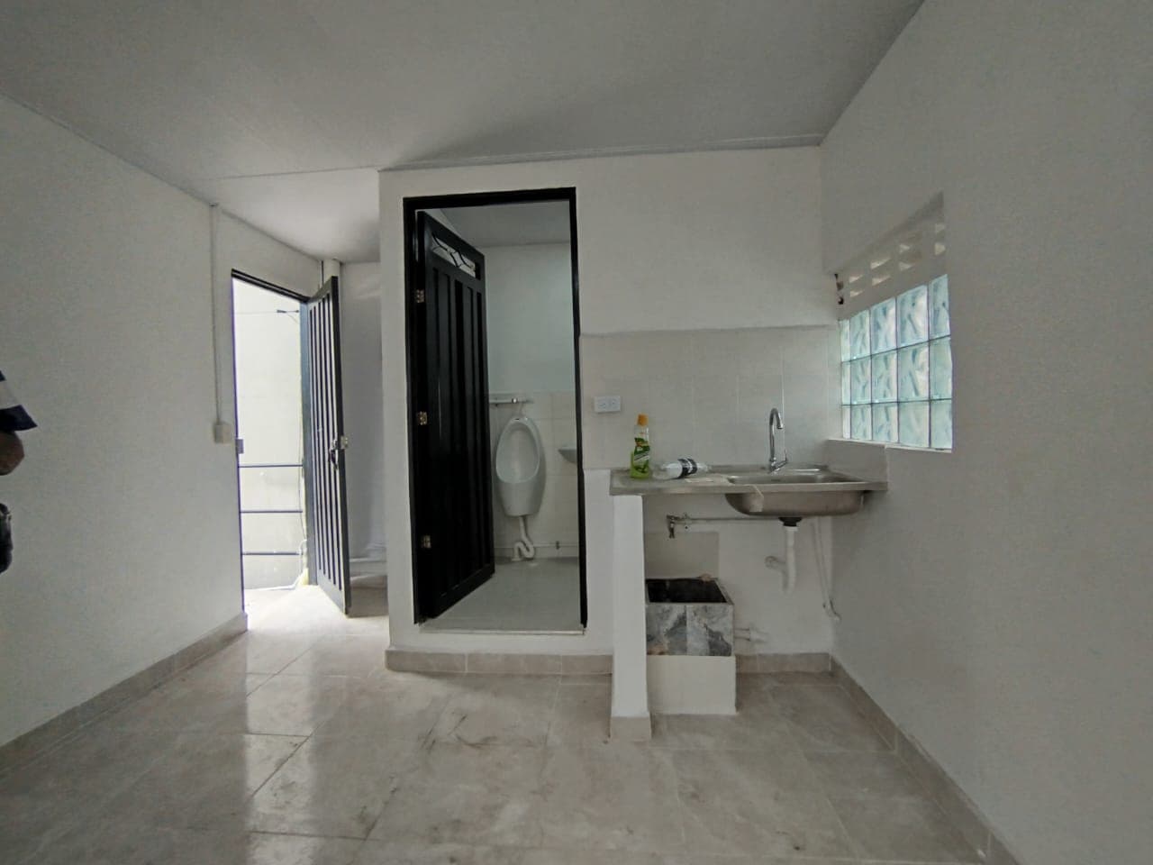 Local en arriendo en Guarne — foto 3 de 10