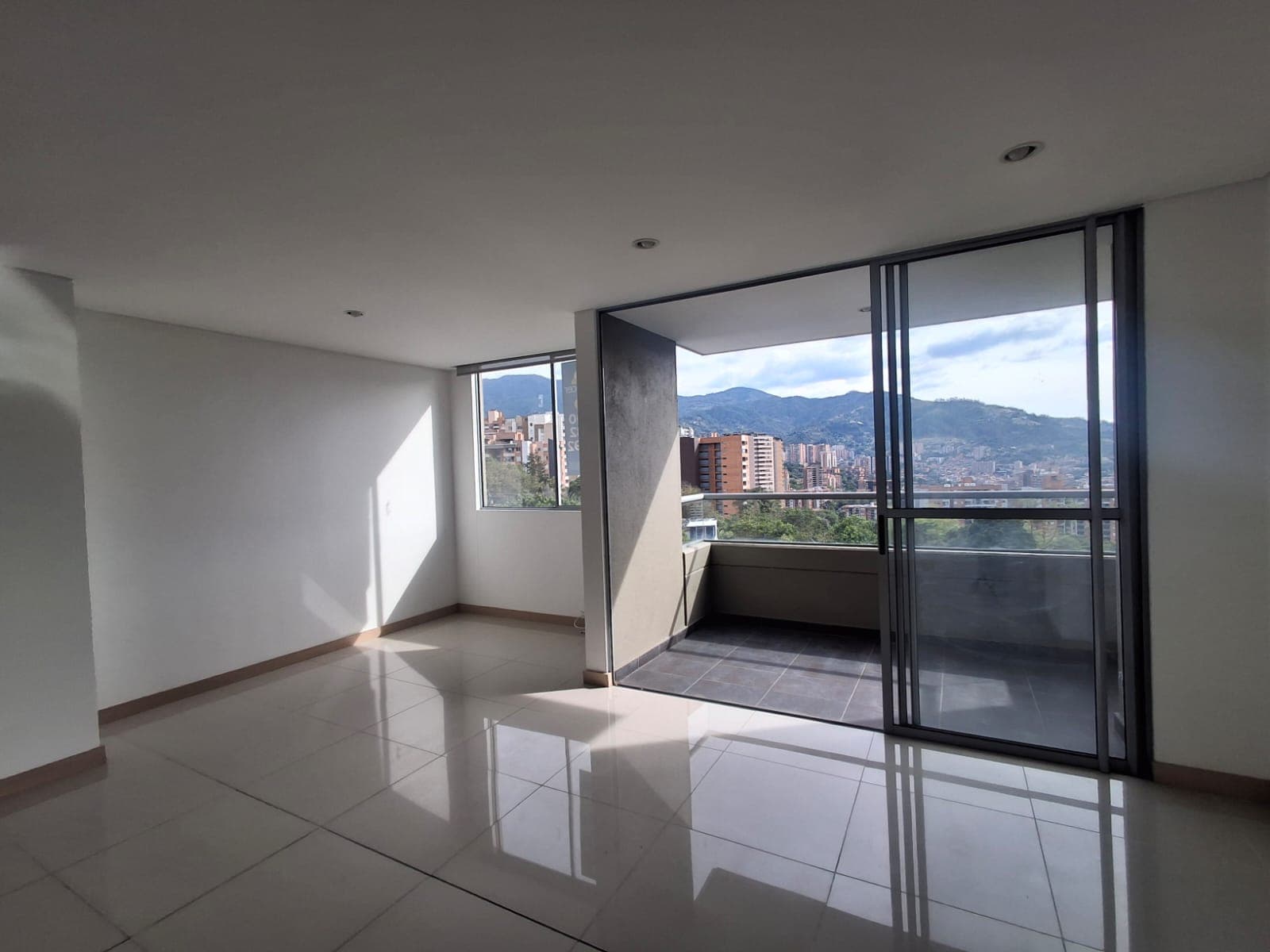 Apartamento en arriendo en El Esmeraldal, Envigado — foto 4 de 20