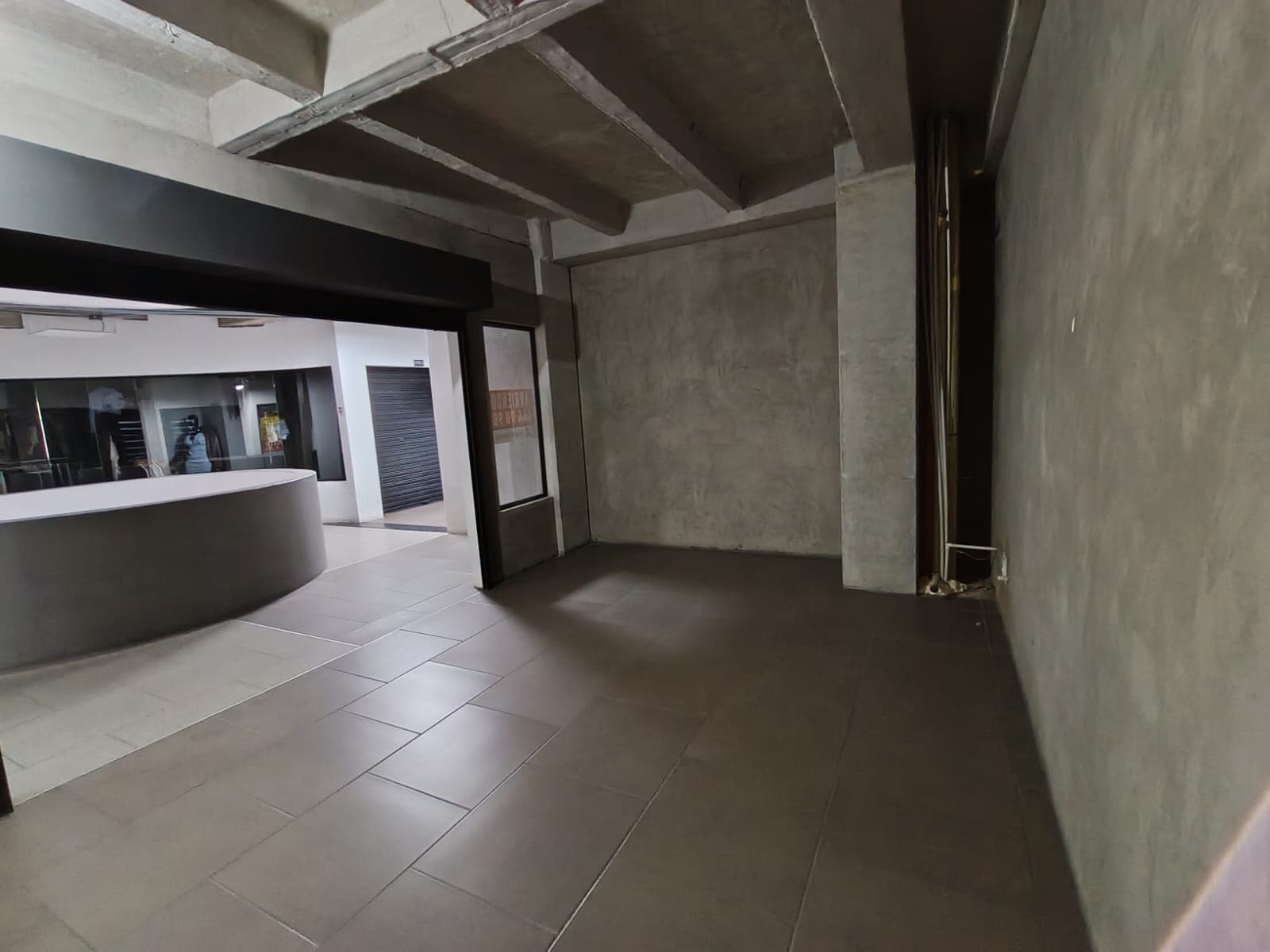 Local en arriendo en Aranjuez, Centro, Medellín — foto 1 de 8