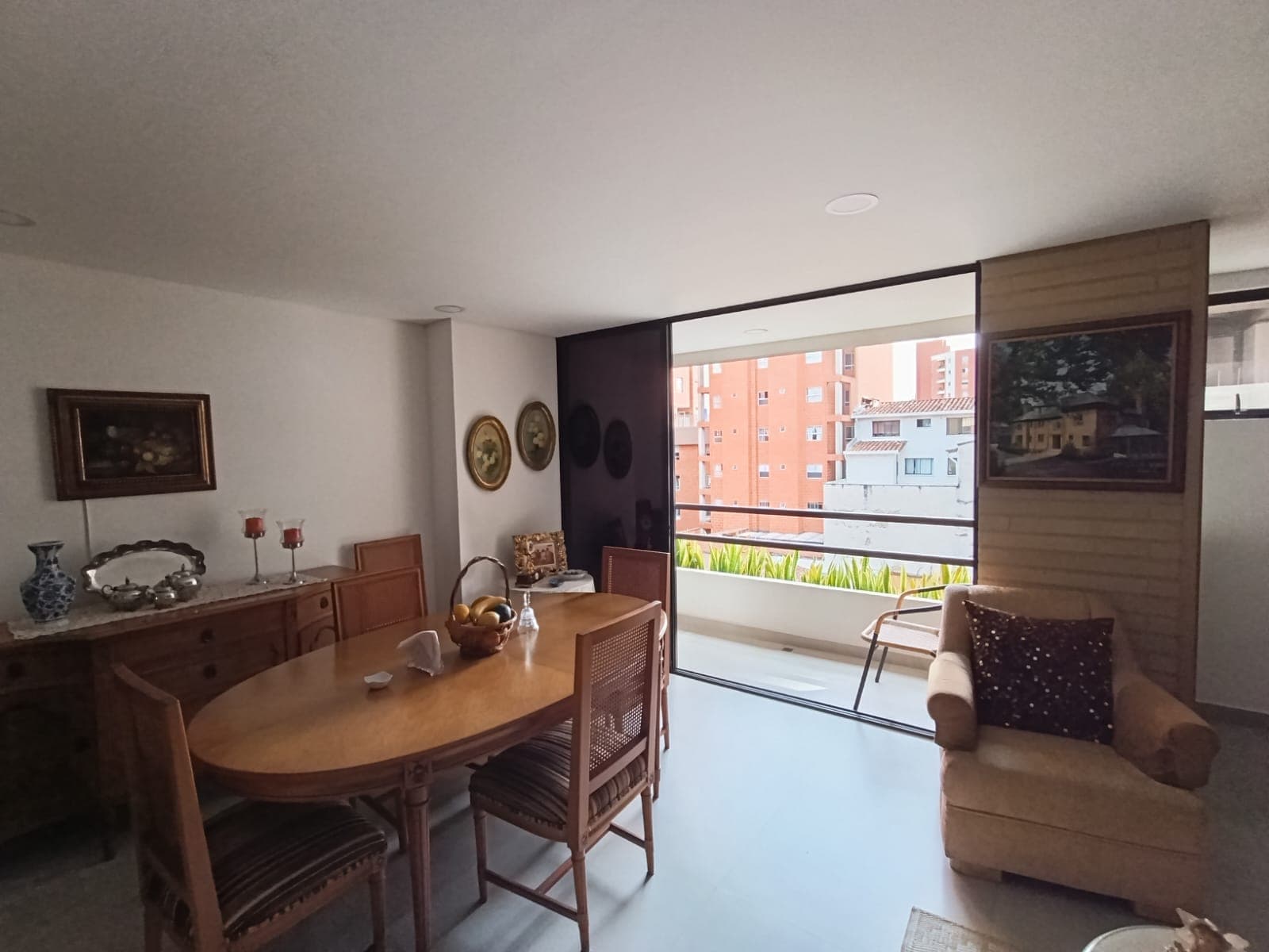 Apartamento en arriendo en Conquistadores, Laureles, Medellín — foto 2 de 20